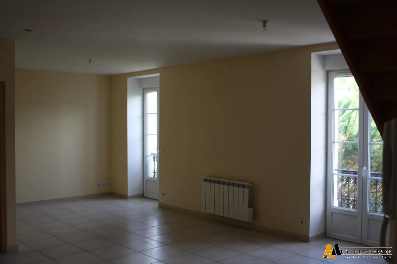 Appartement T3 avec Vue Dégagée à Bédarieux – Dernier Étage 
