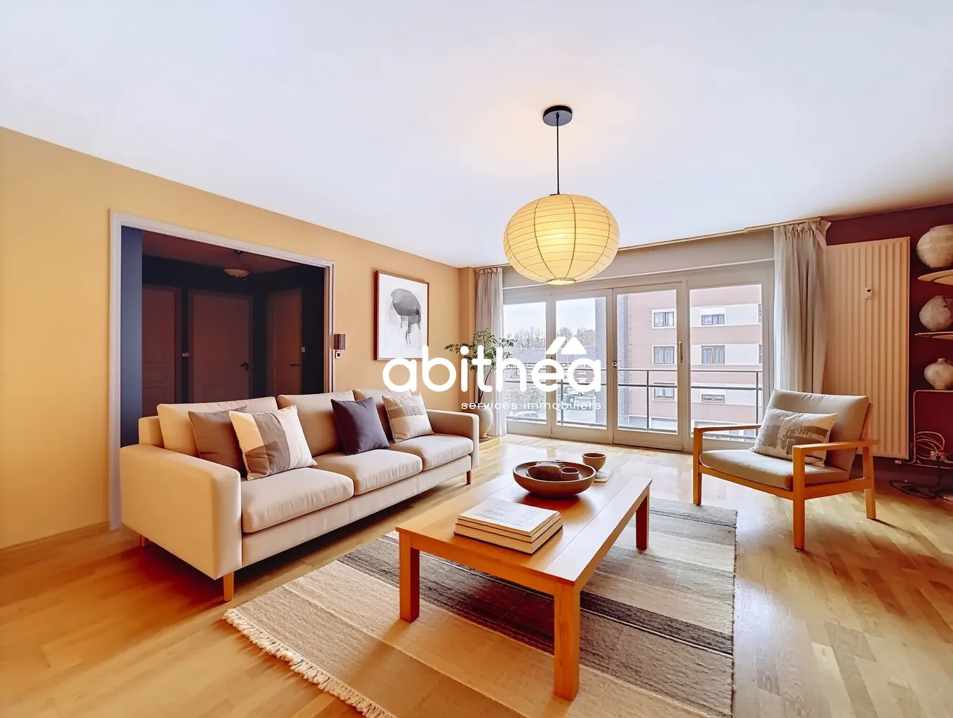 Appartement T5 de standing à Lievin avec balcons, cave et parking sécurisé