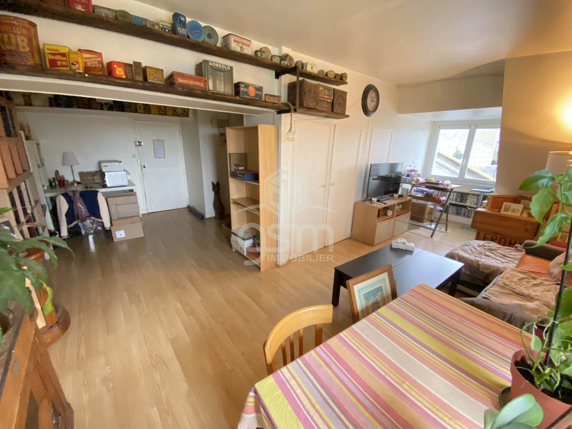 Appartement au dernier étage à Sainte-Maure-de-Touraine, parfait pour investissement ou premier achat