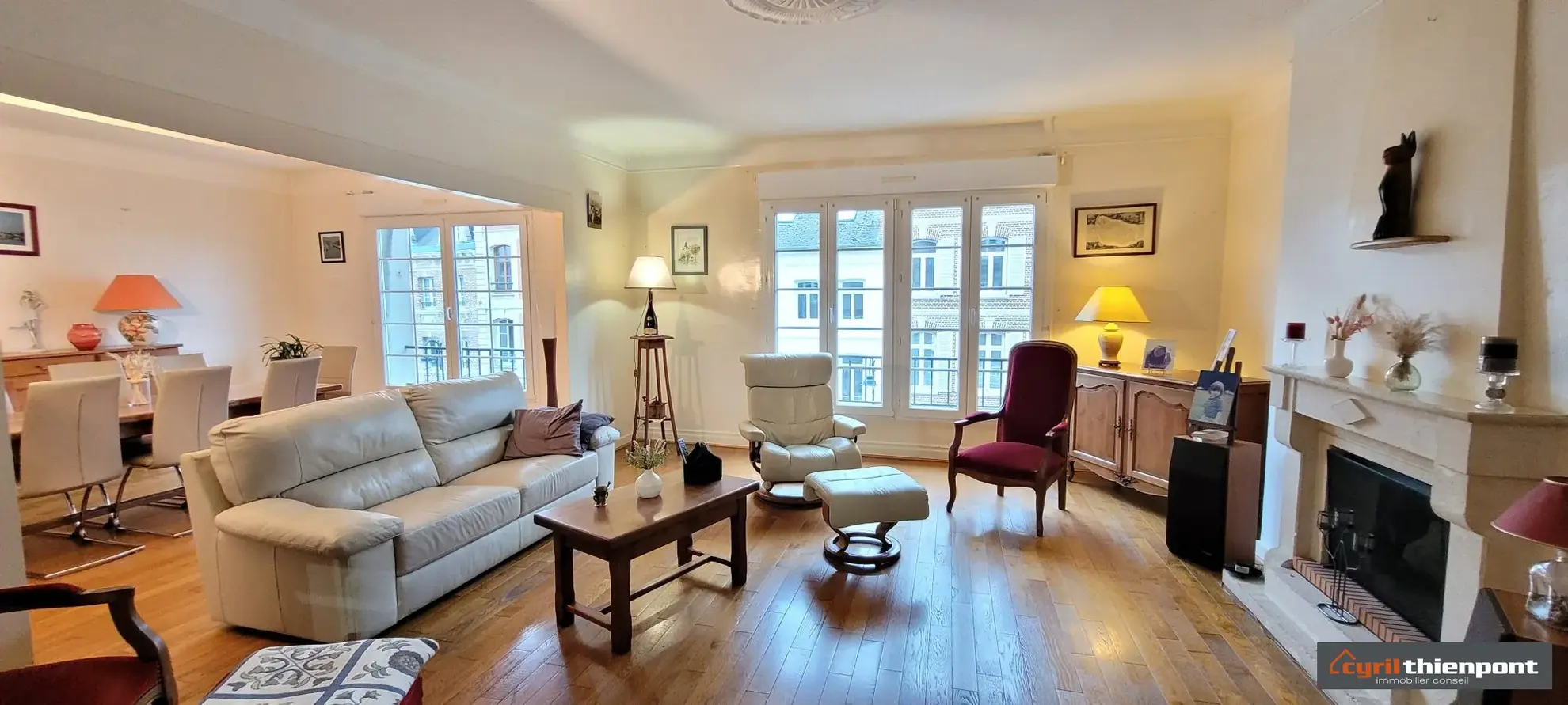 Appartement F4 de 146m² en hyper-centre d'Abbeville avec parking et cave