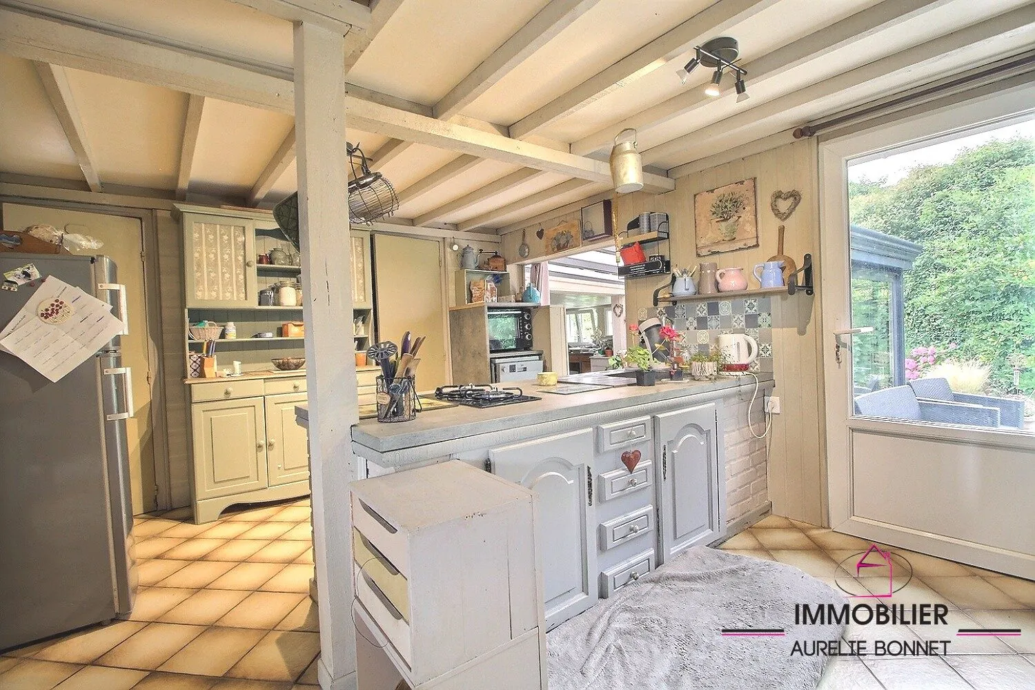 Maison de plain-pied à vendre près de Pont-l'Évêque avec jardin 