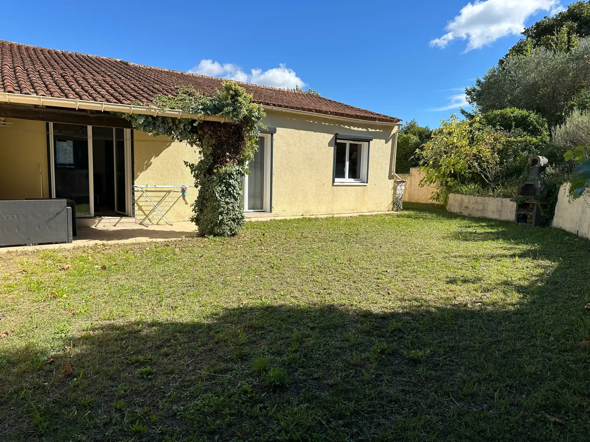 Villa T4 à Lodève - 83 m² avec terrain de 464 m² et garage 