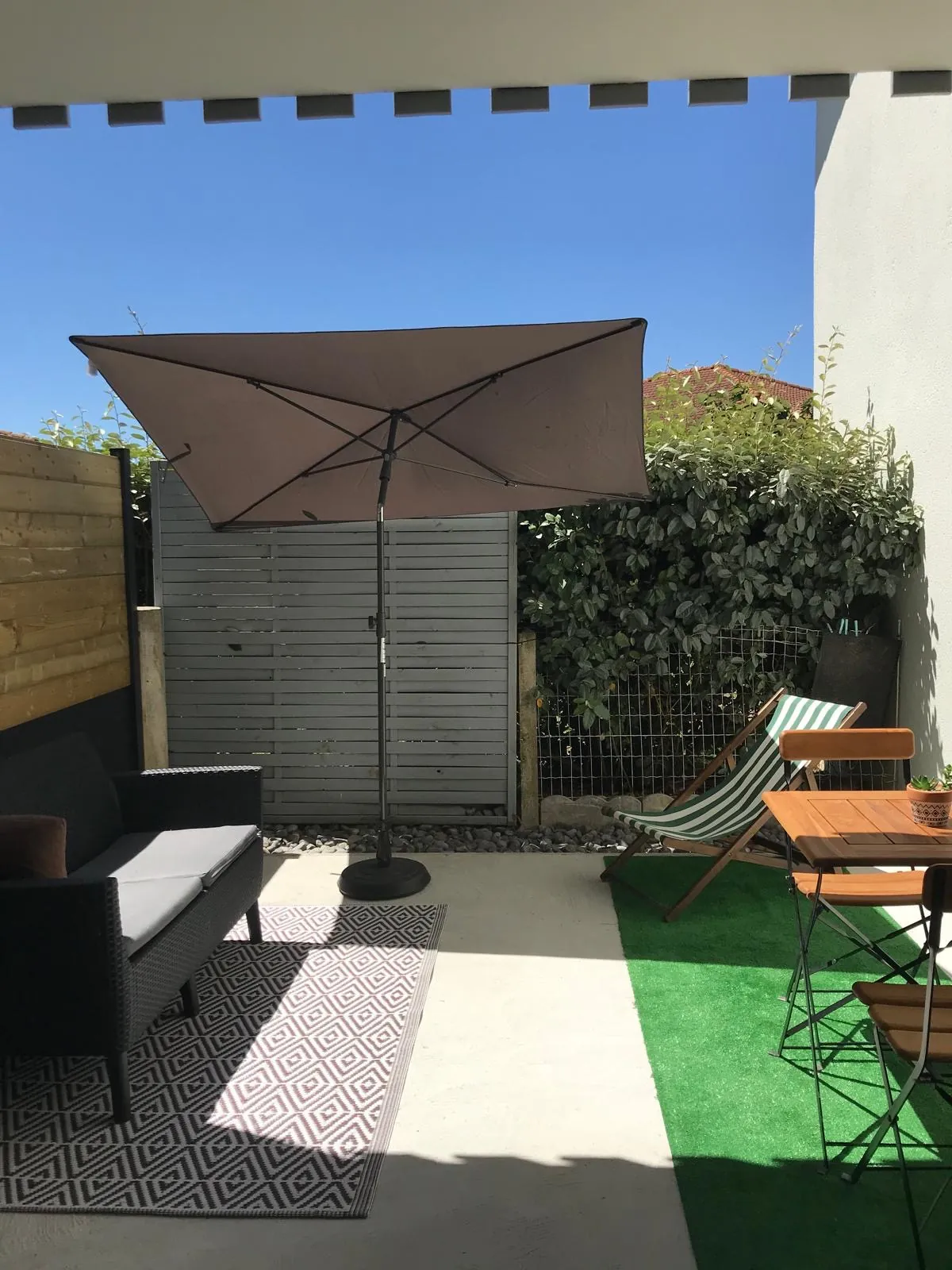 Studio cabine à Biscarrosse plage à 150m de la mer avec terrasse et parking privé