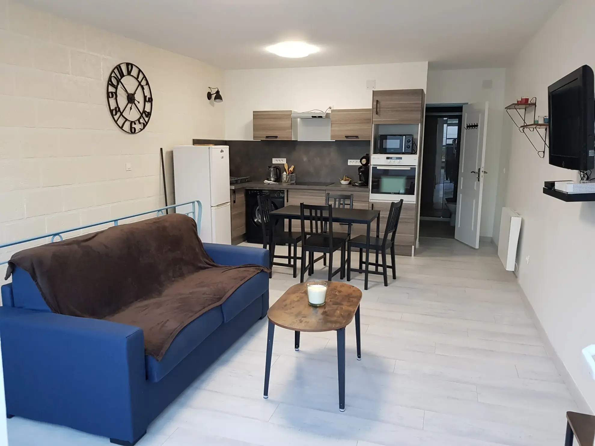 Appartement T2 rénové à Metz, loué 720€, idéal pour investissement locatif 