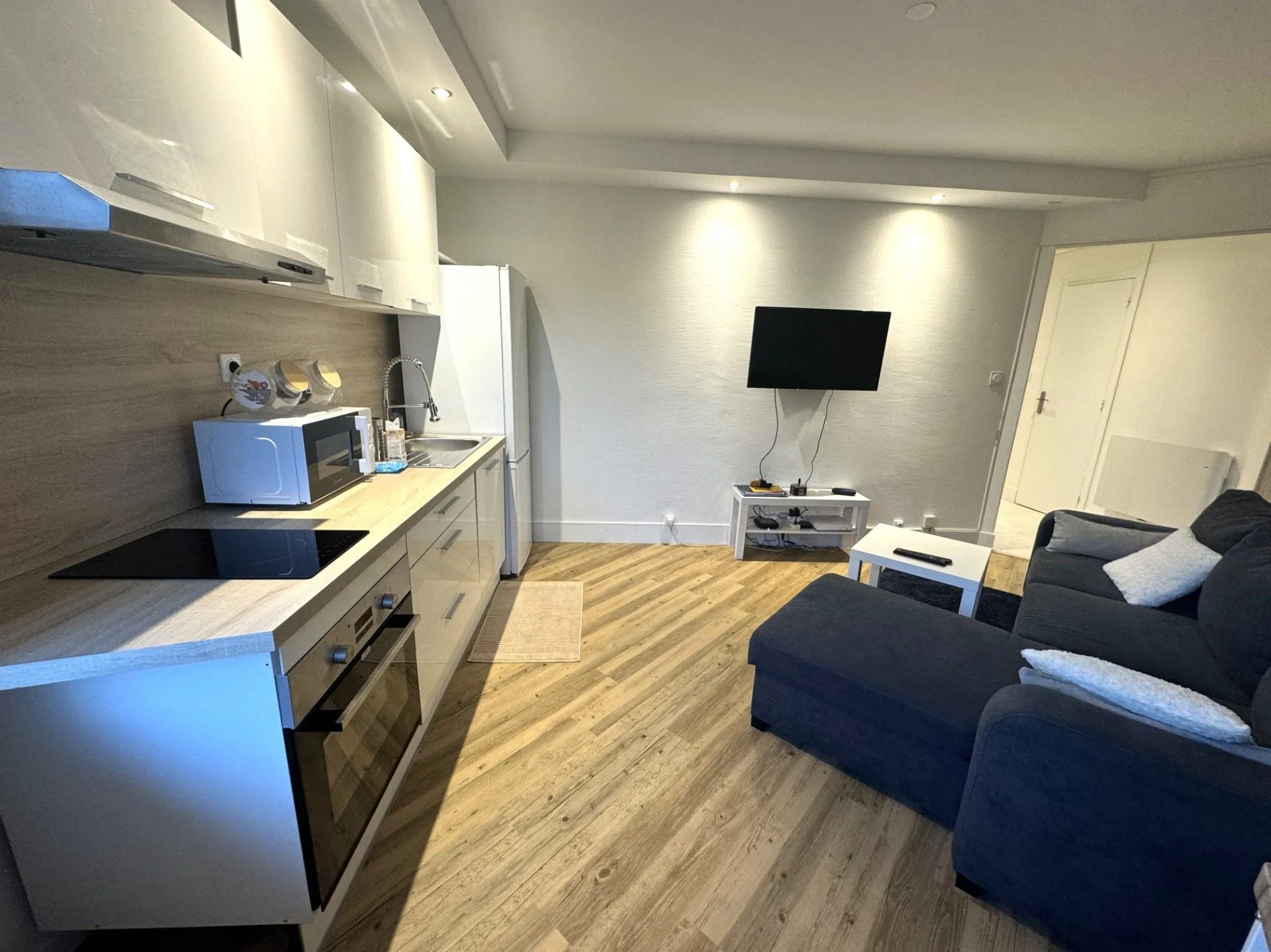 Appartement rénové 2 pièces de 36,69 m² à Grenoble, proche transports 