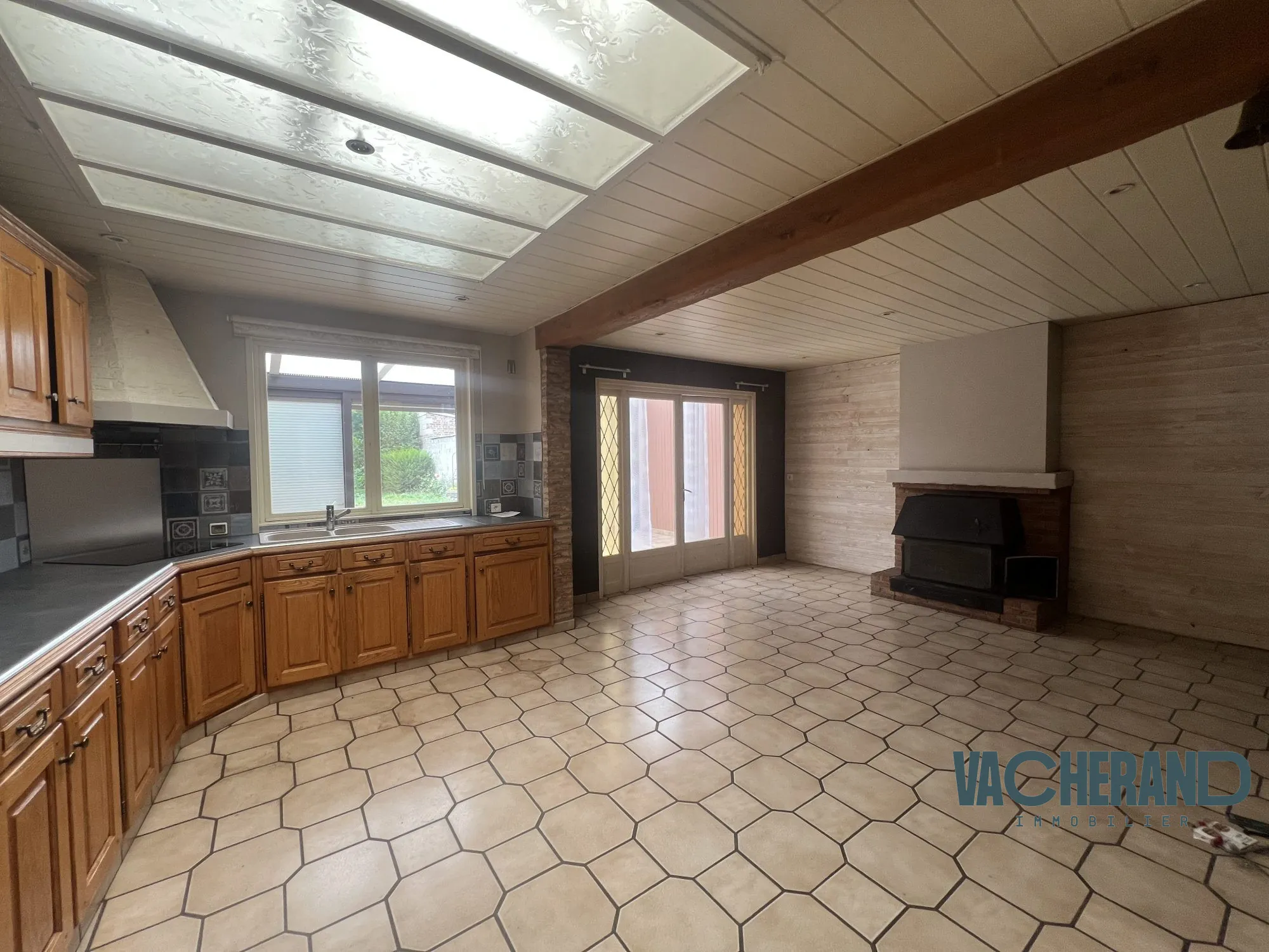 Maison à rénover avec grand jardin à Bailleul - Centre-ville