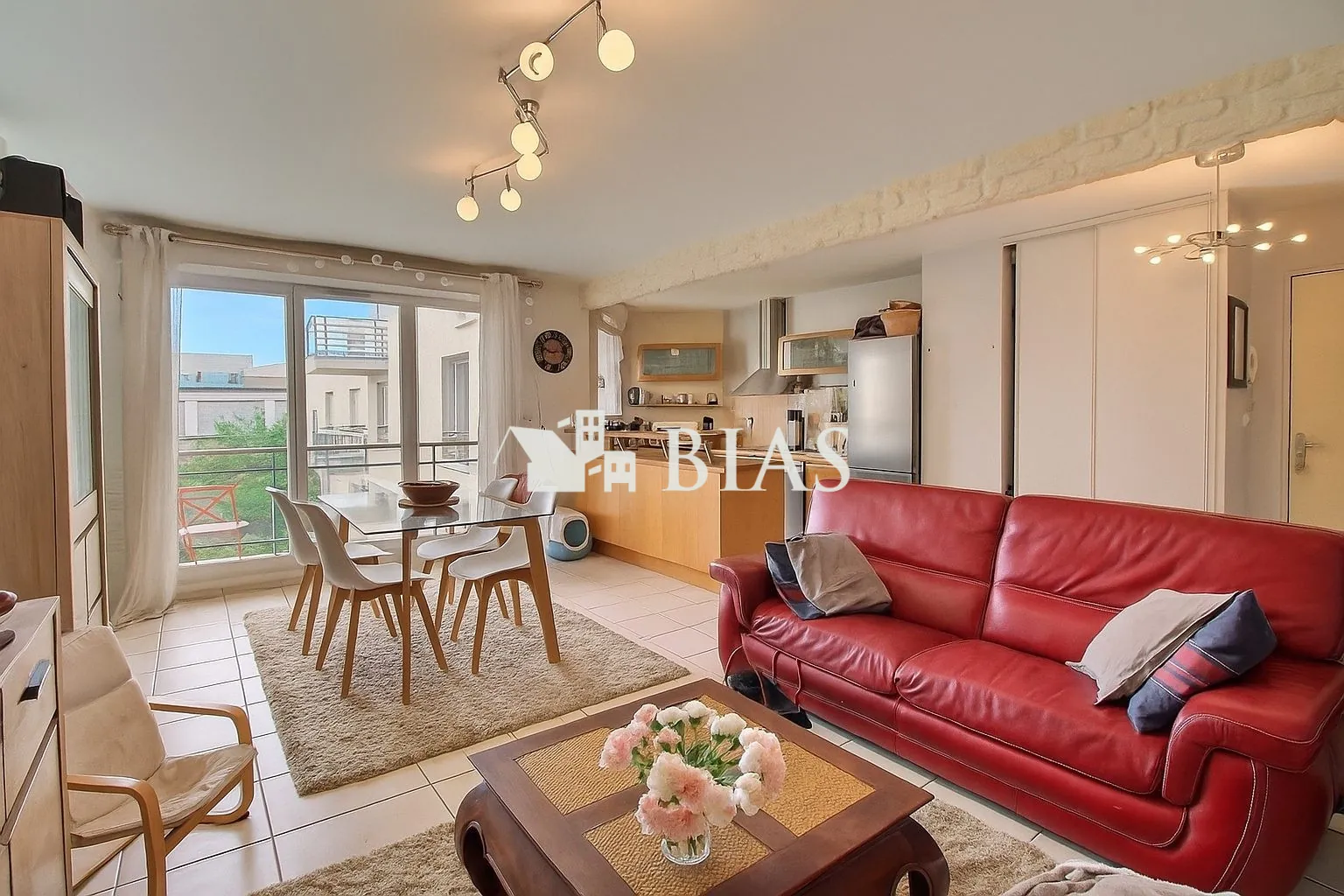 Appartement T3 avec balcon sud, parking, résidence sécurisée à Rouen Saint-Clément