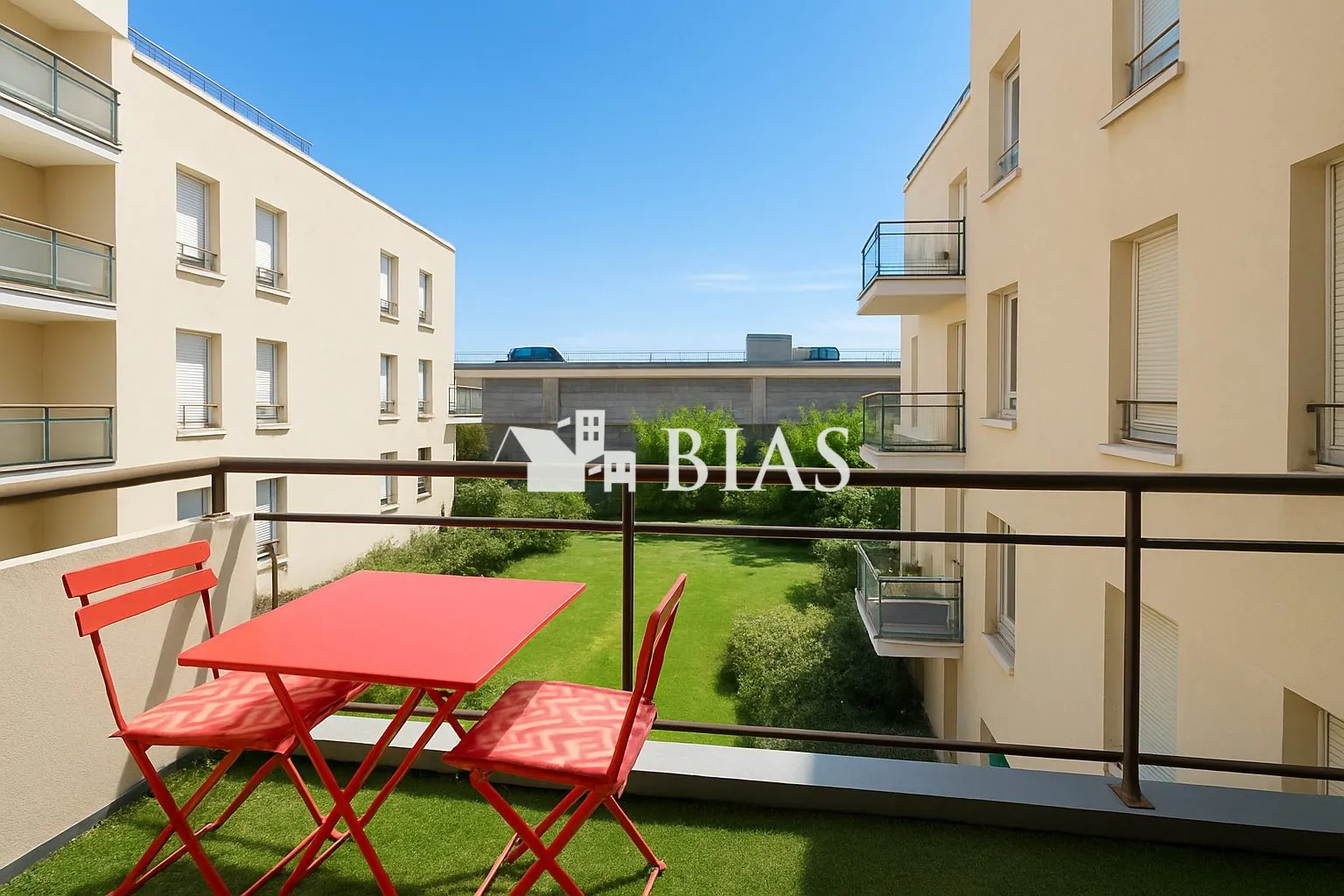 Appartement T3 à Rouen secteur Saint-Clément avec balcon, parking et cave 