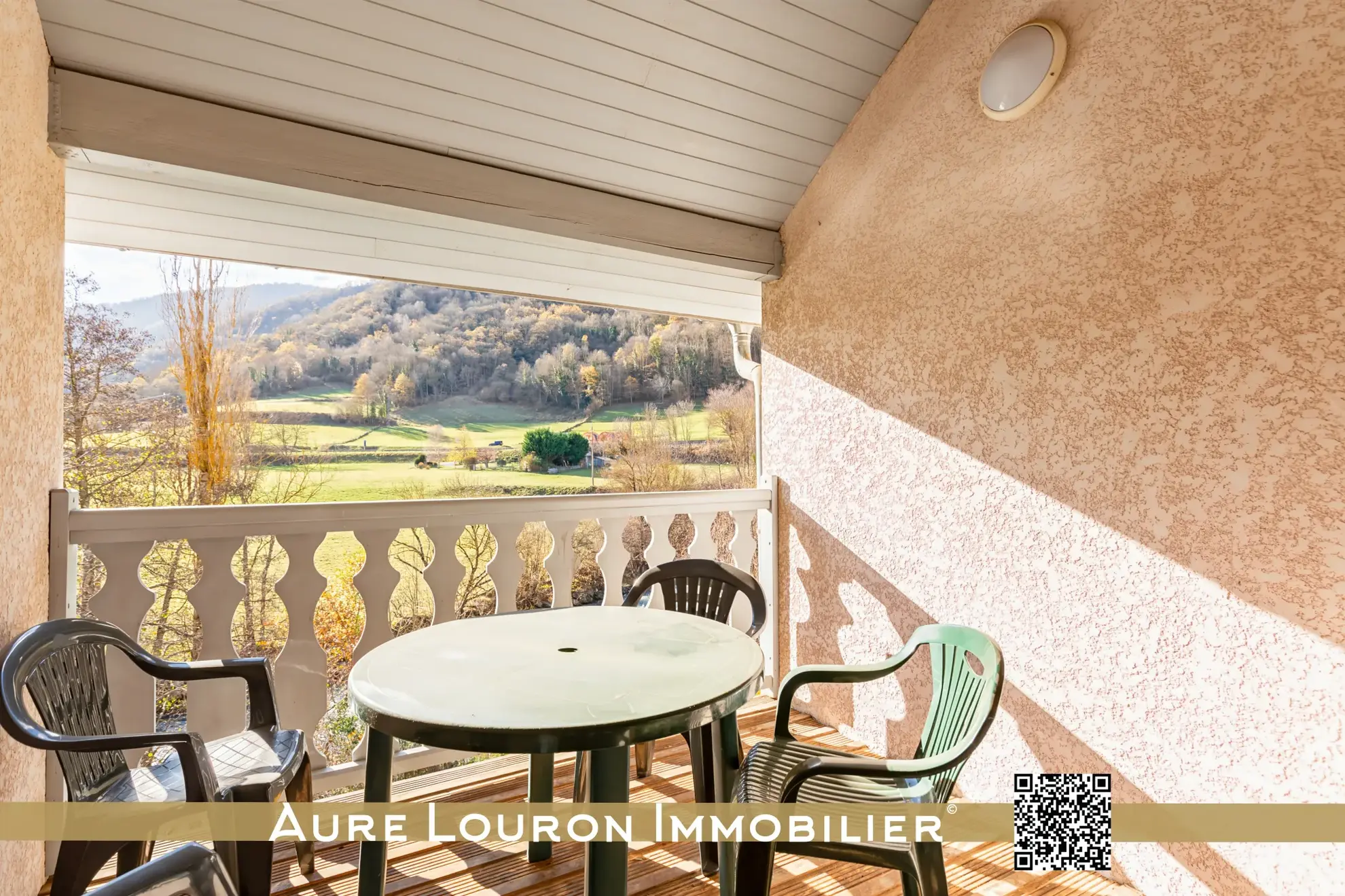 Appartement Duplex 3 Pièces avec Balcon et Stationnement à Arreau