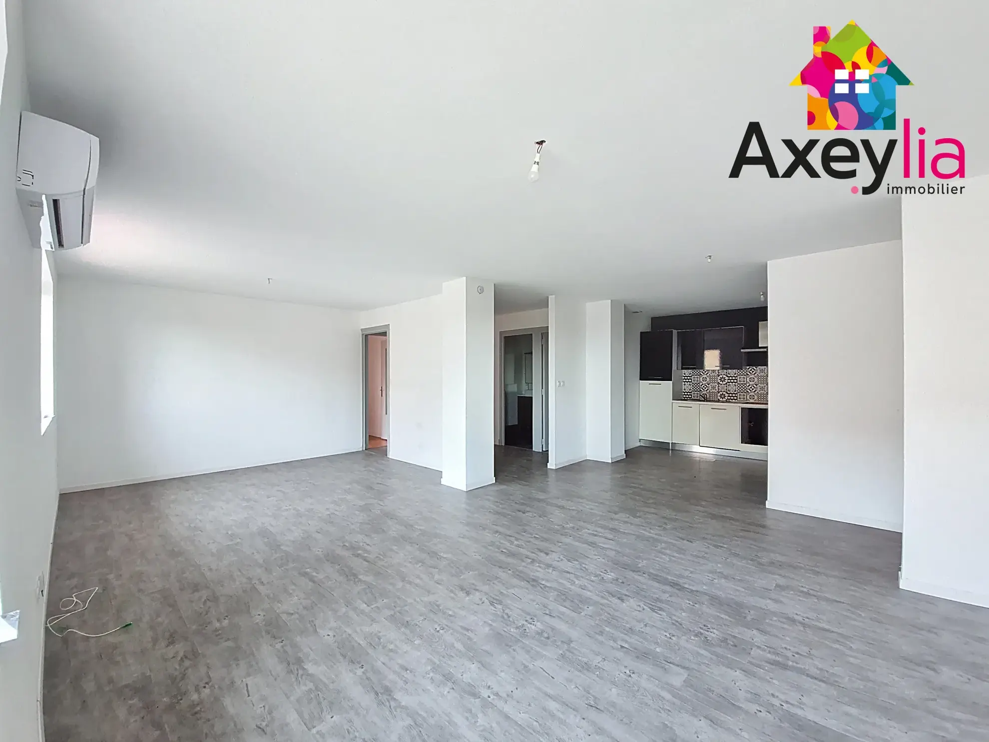 Maison à vendre à Saint-Haon-le-Vieux avec terrasse, garage et faibles charges