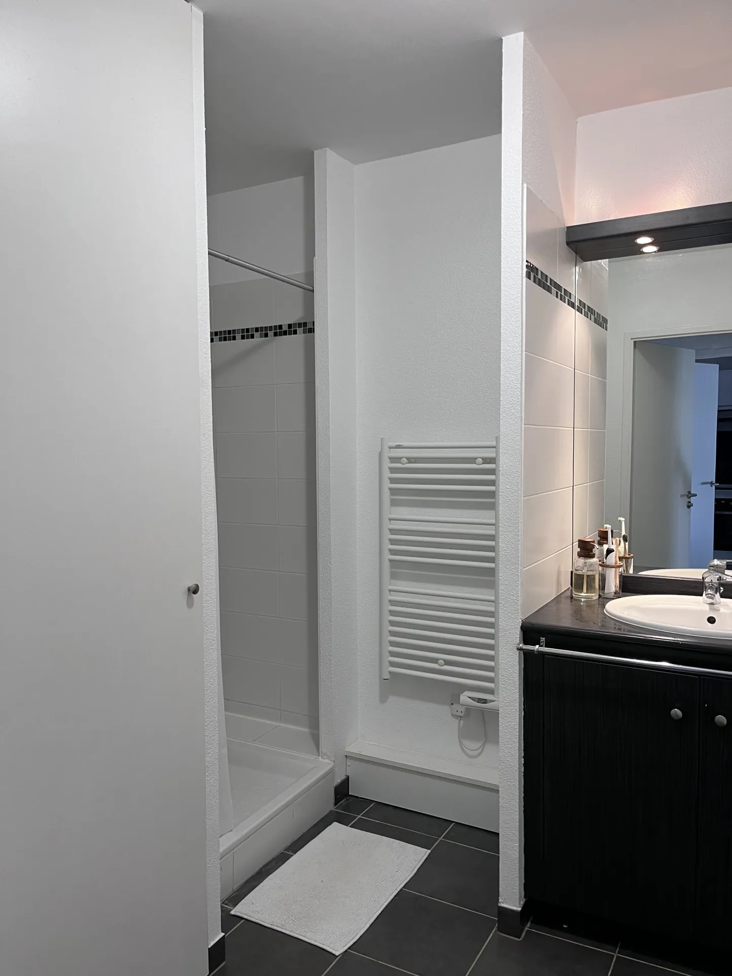 Bel appartement T2 de 43 m² avec parking à Eysines près de Bordeaux 