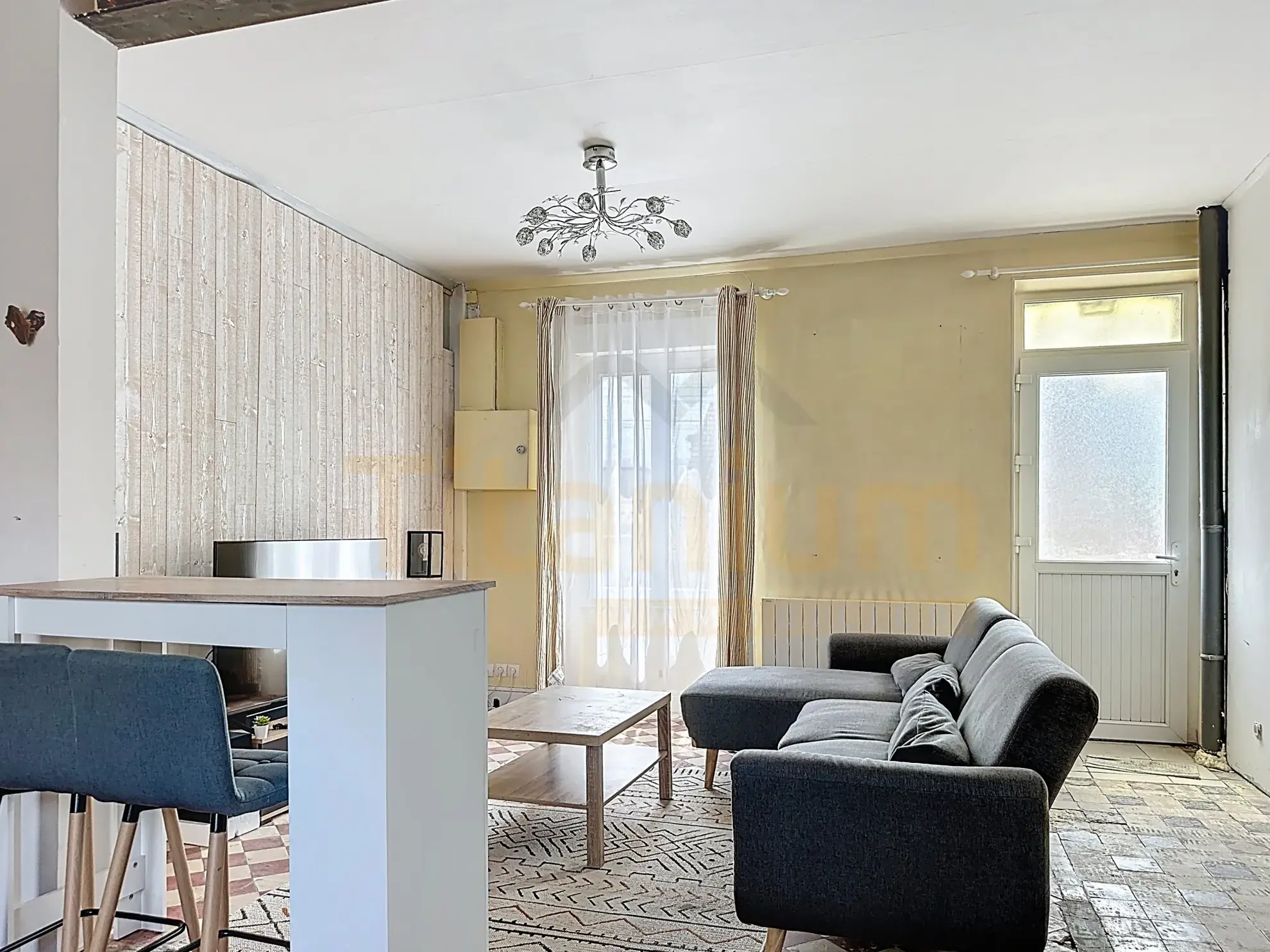 Maison de ville avec extérieurs à Gisors proche centre et gare 