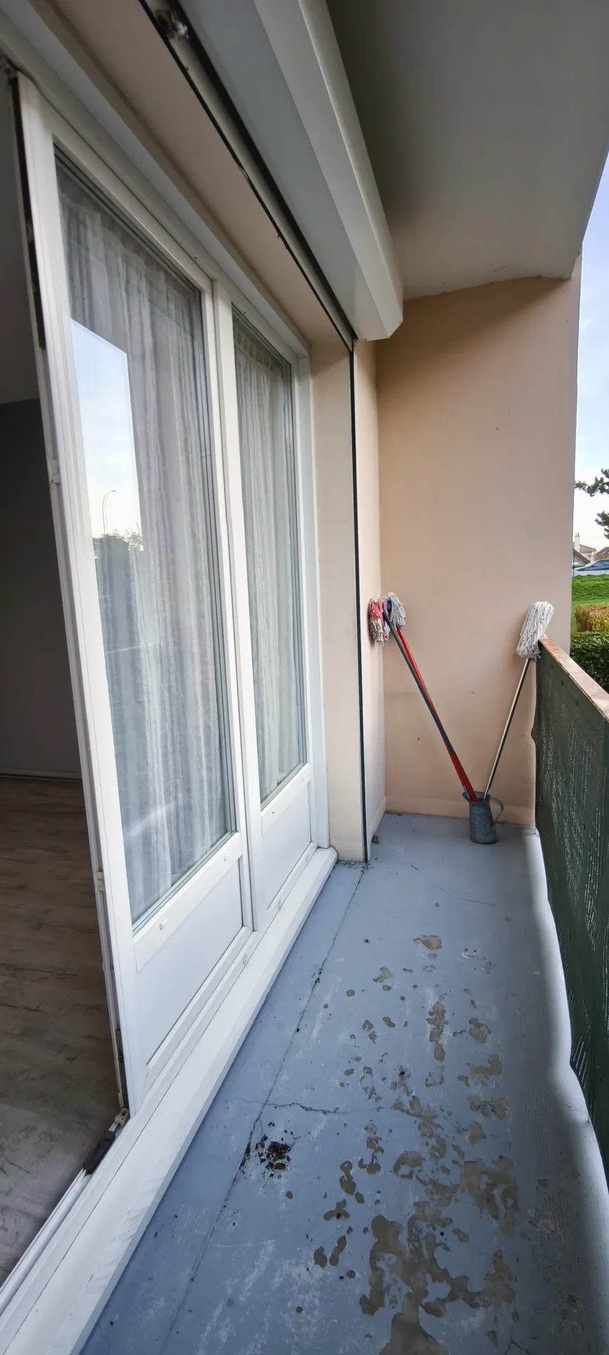 Appartement T3 lumineux de 45m² avec cave, parking et balcon à Conflans-Sainte-Honorine 