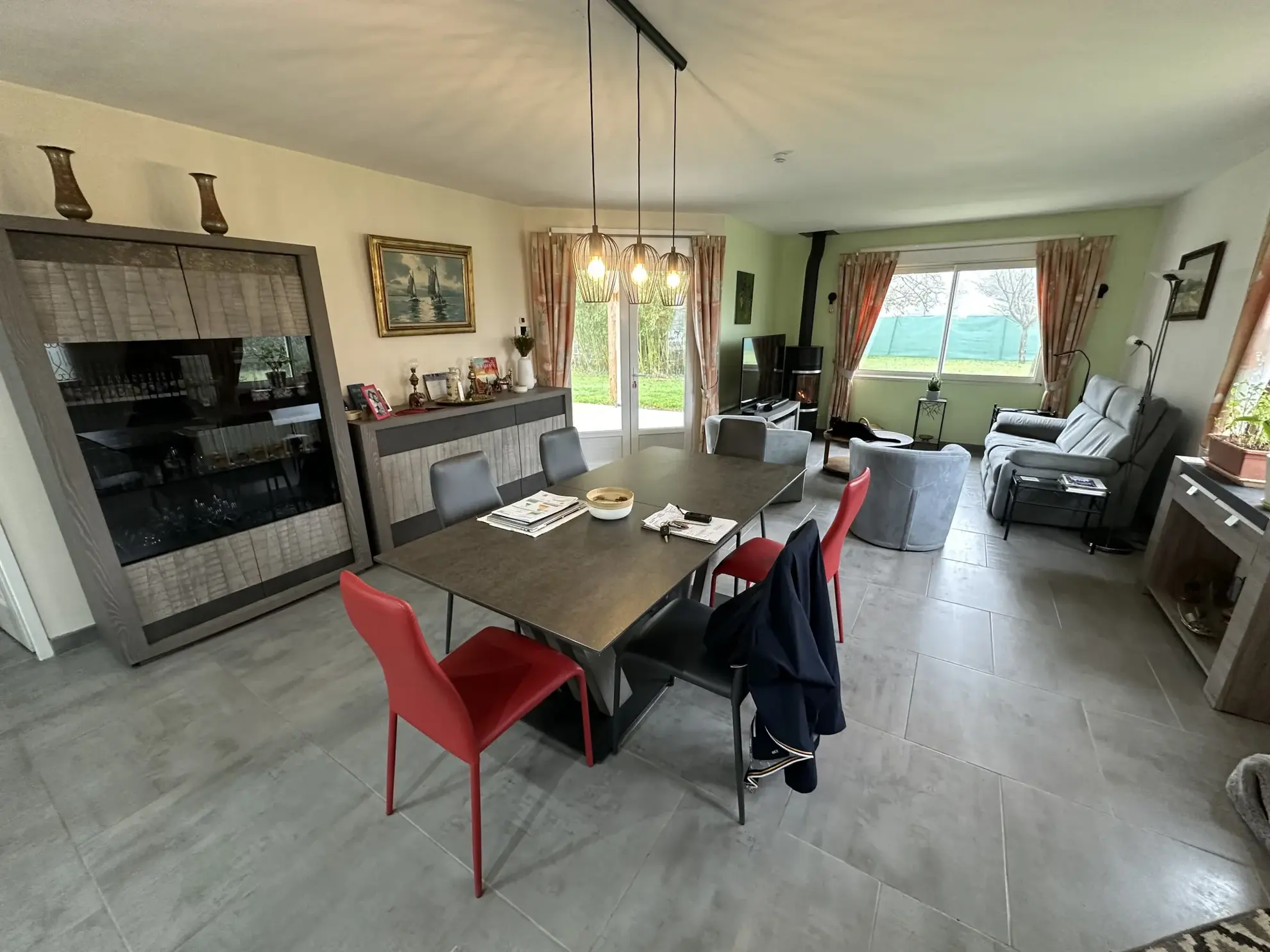 Maison à Miramont-de-Guyenne avec 3 chambres, ossature bois, confort et panneaux solaires 