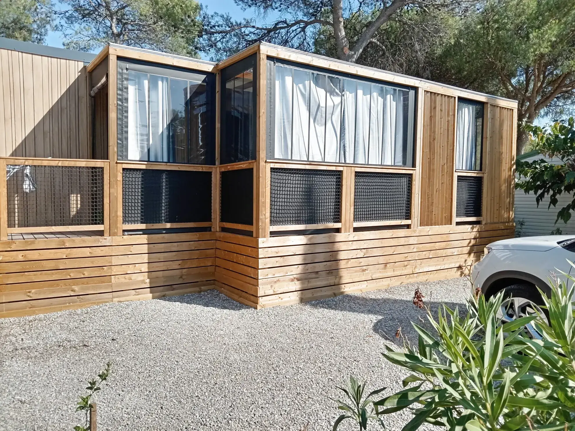 Mobilhome récent dans un parc de loisirs 5 étoiles à Puget-sur-Argens