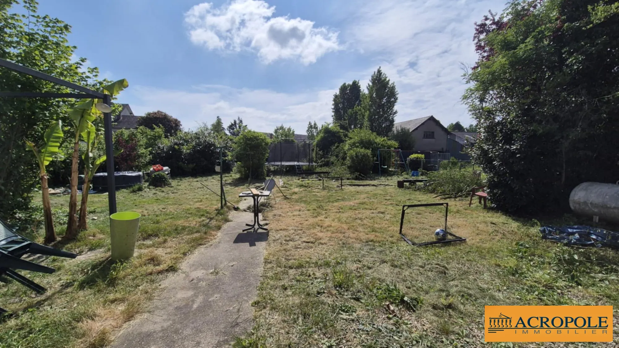 Maison à vendre à Nançay de 67 m² avec grand terrain clos