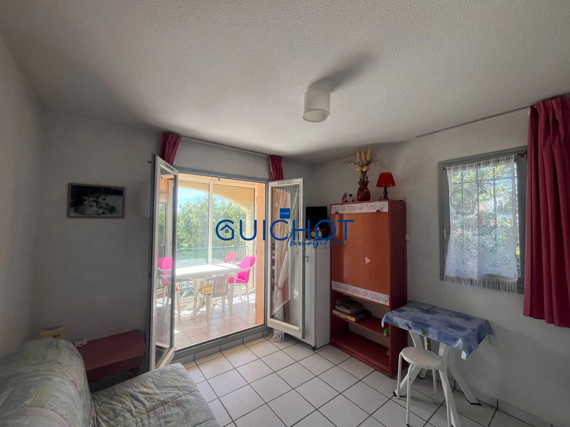 Appartement T2 à vendre à La Londe-les-Maures, proche mer, idéal investissement ou pied-à-terre