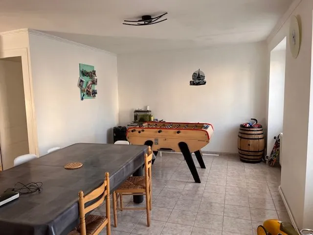 Charmante maison de 85 m² à Conlie avec jardin, proche commodités et travaux à prévoir 