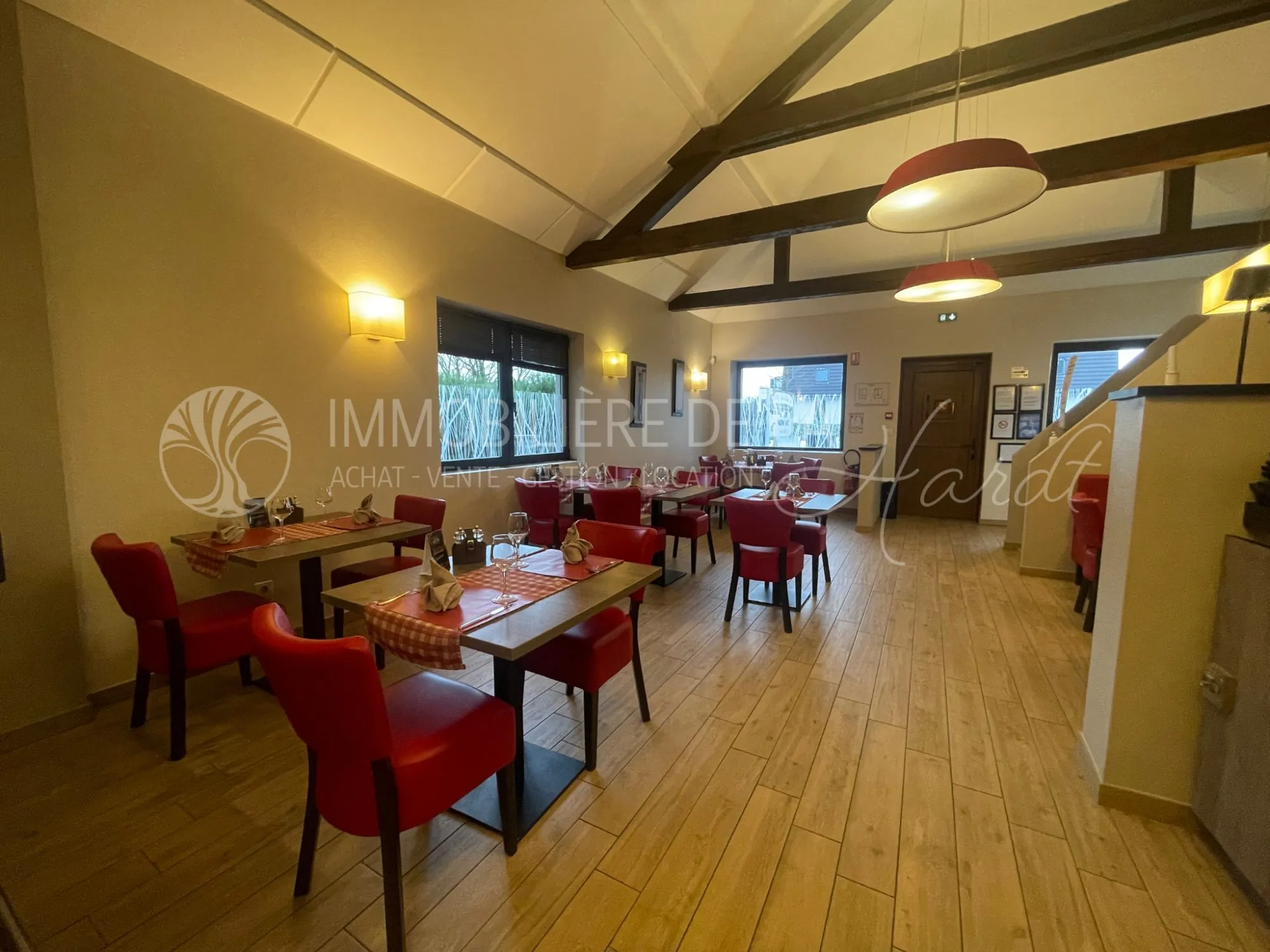 Fonds de commerce d’un restaurant avec murs à Saint-Louis 68300 