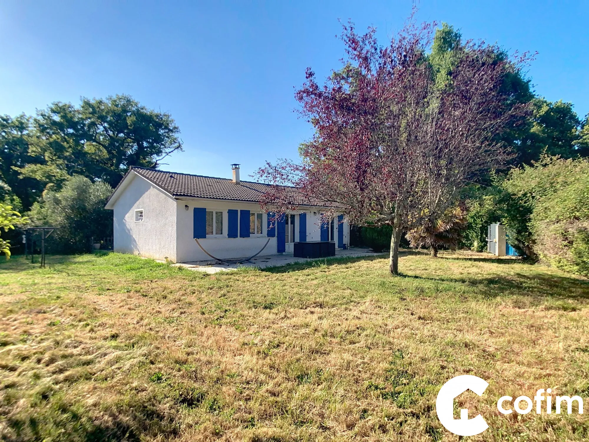 Maison de plain-pied à vendre à Aire-sur-l'Adour avec grand terrain