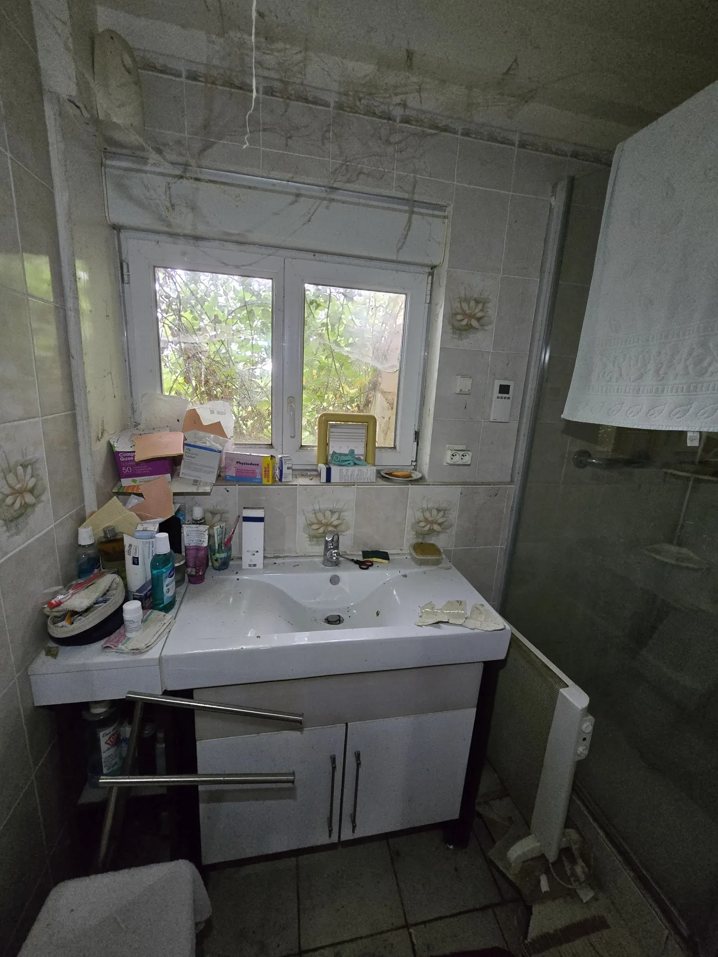 Maison individuelle avec grand jardin à Ecueille – Rénovation à prévoir 