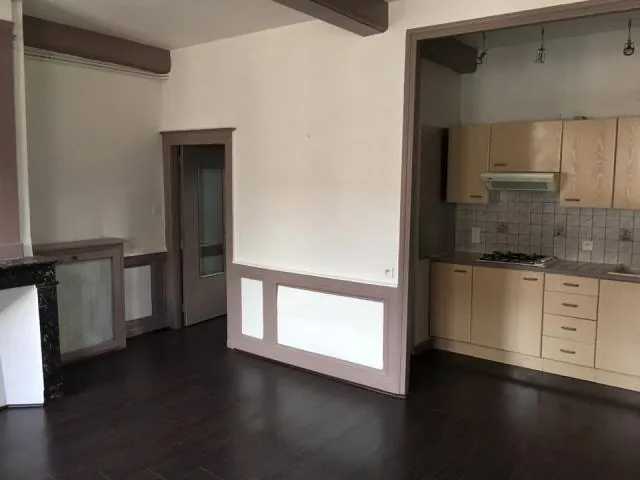 Appartement T2 à Riom en Vente, Loué, 41,84 m², prix 71 000 €