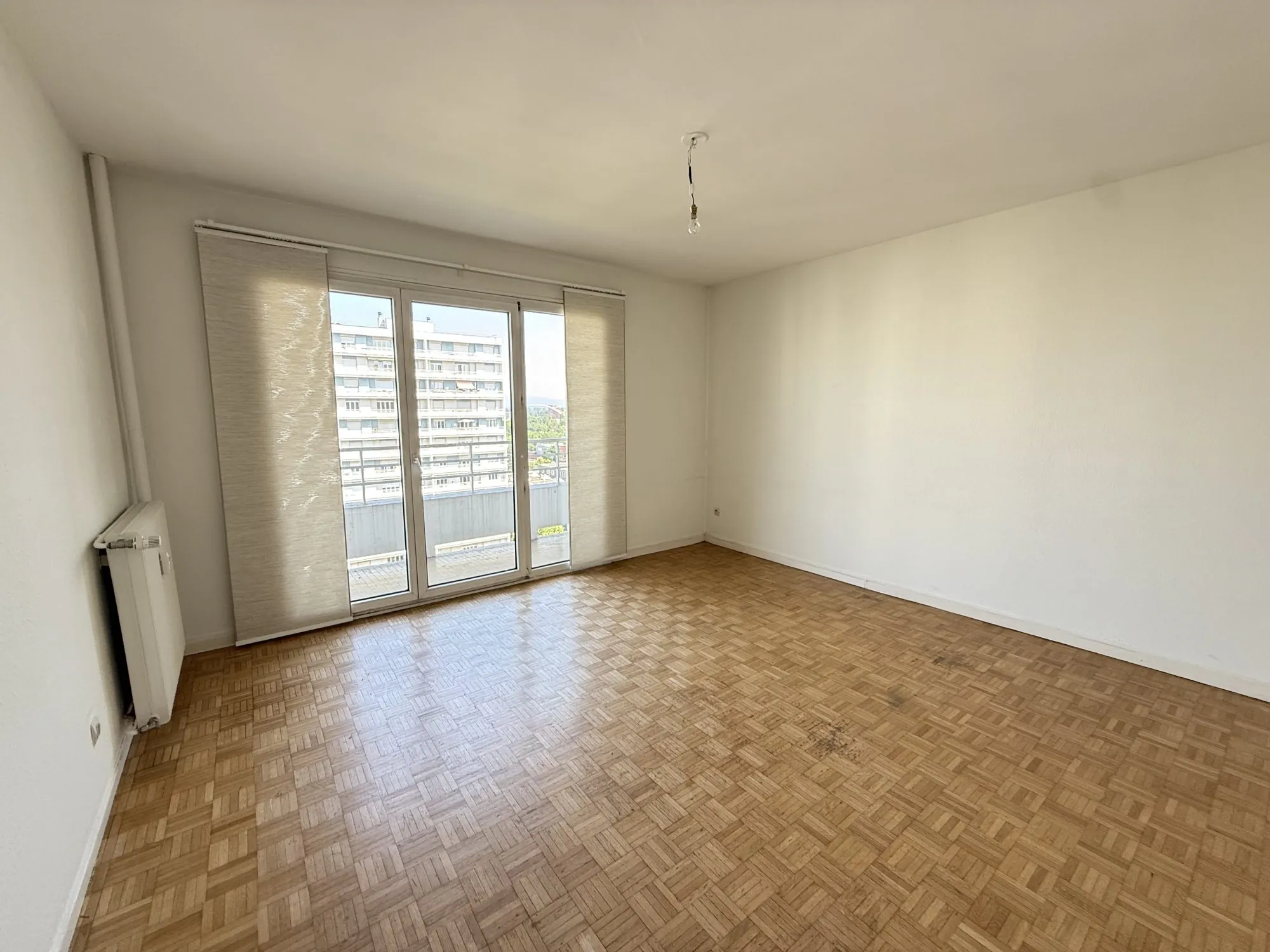 Appartements 2 pièces à Strasbourg Esplanade avec cave et parking 