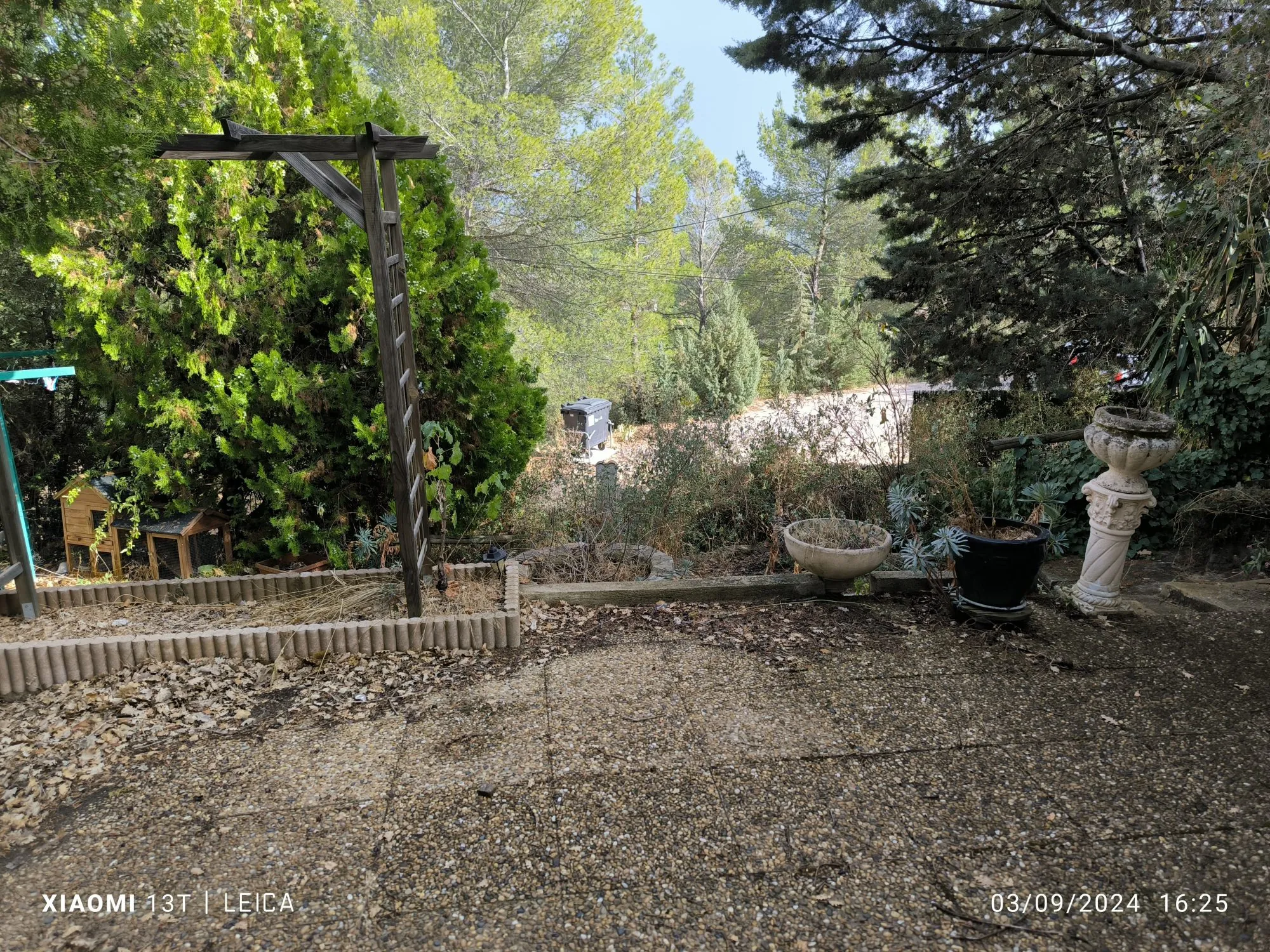 Terrain constructible avec permis à Rousset | 217 m² avec viabilités 