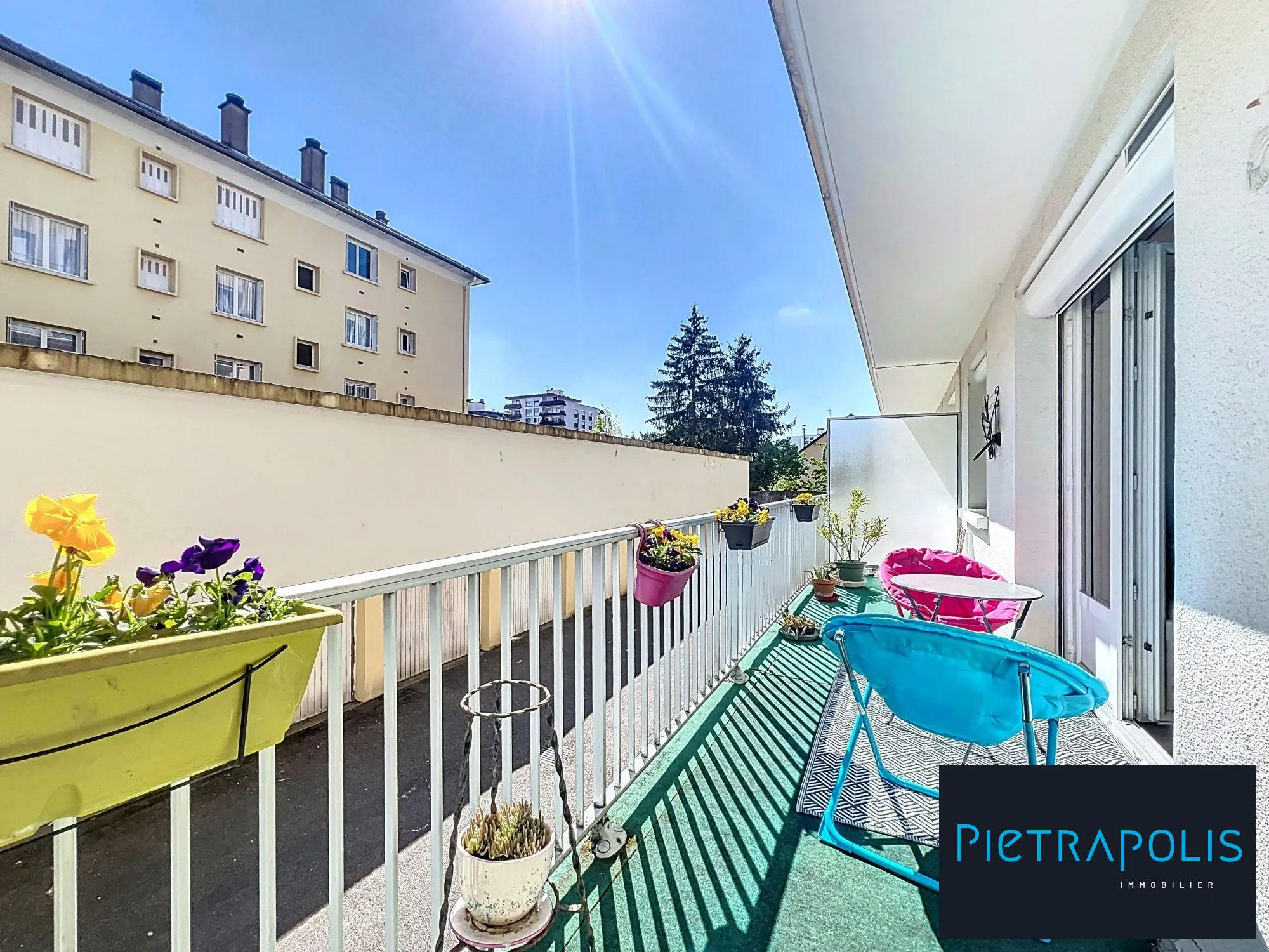 Appartement 4 pièces de 68m² à Dijon proche du CHU avec balcon et cave
