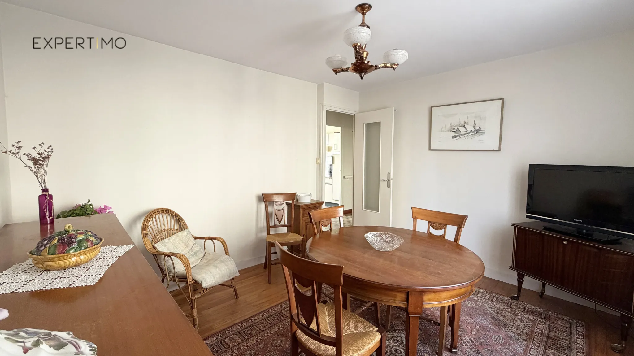 Appartement T3 à Grenoble Eaux-Claires avec balcon, cave et garage disponible 