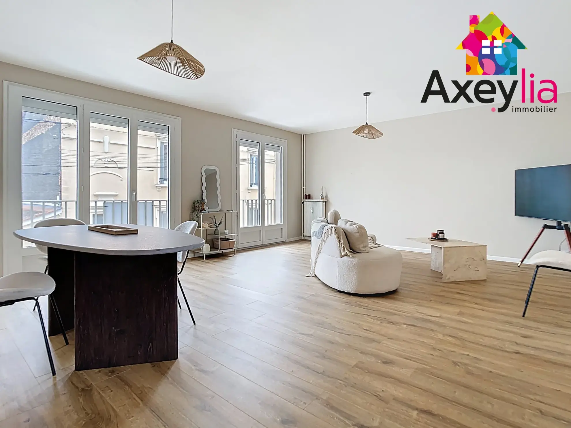 Appartement T3 à Roanne avec terrasse, garage et cave – Bien récent et sécurisé