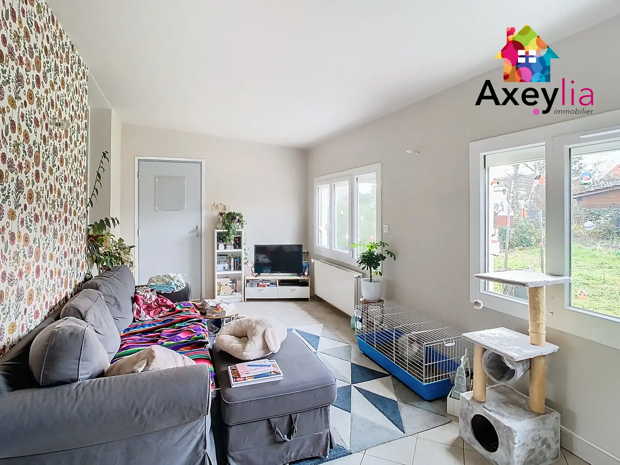 Maison rénovée avec jardin à Riorges Plateau - 3 chambres et garage