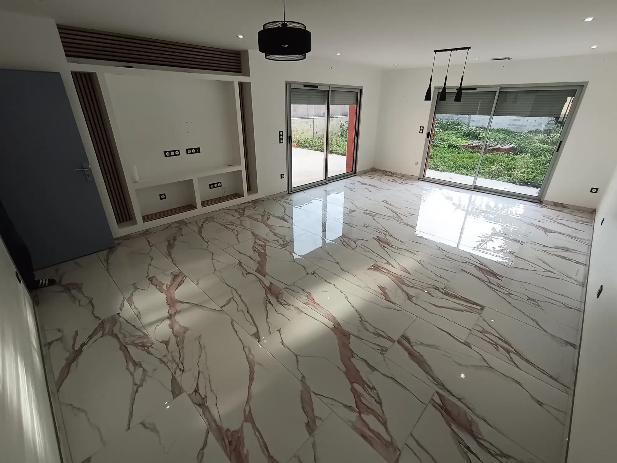 Maison neuve à Castelsarrasin - 119 m², 3 chambres, garage et terrasse - Conformité RE 2020 