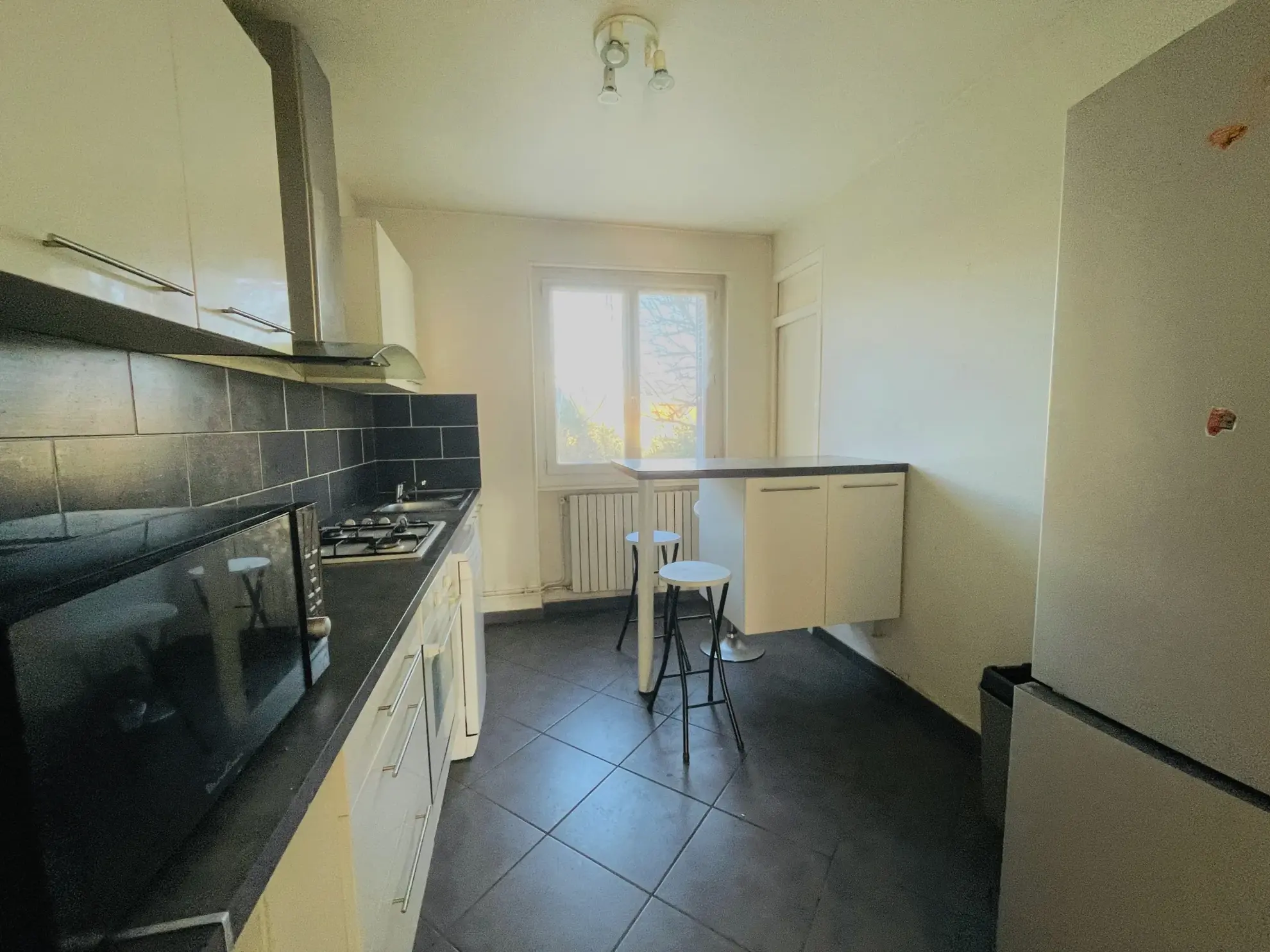 Appartement 4 pièces avec garage et cave à Clermont-Ferrand secteur Oradou 