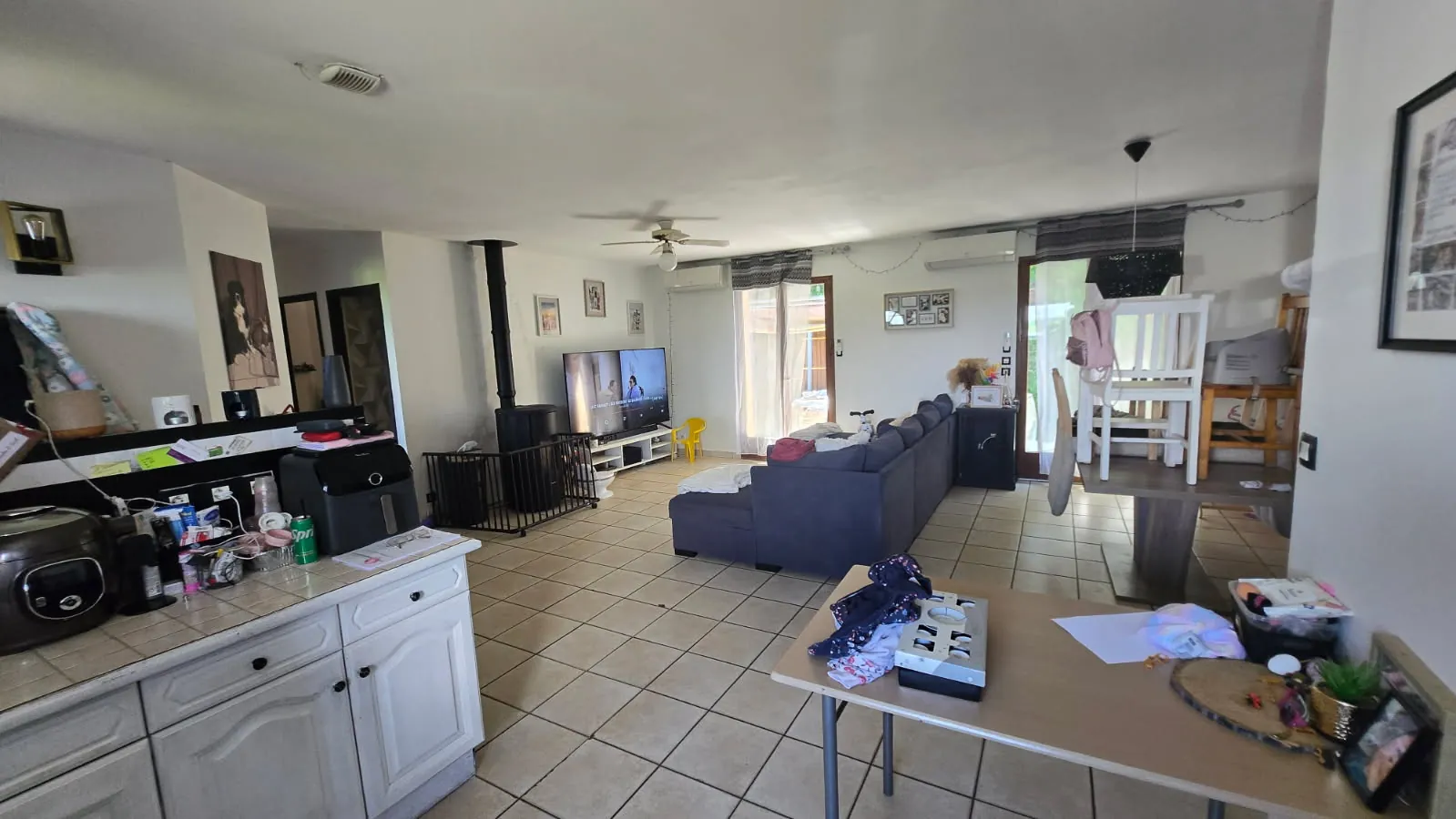 Maison de plain-pied avec jardin et garage à Saint-Pey-de-Castets 