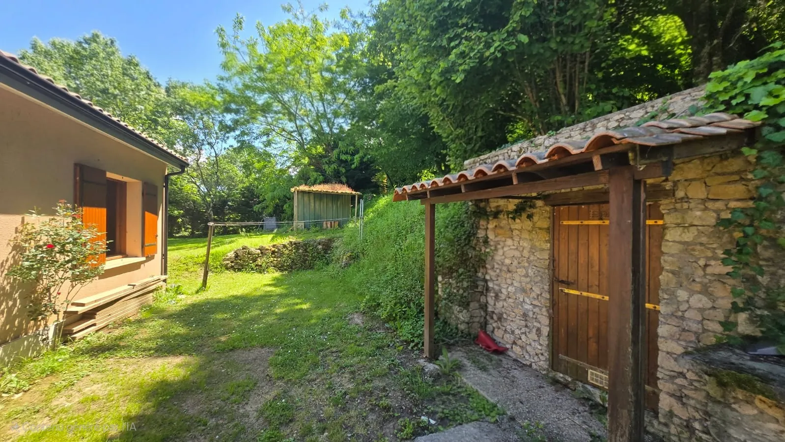 Maison de plain-pied avec jardin et garage à Saint-Pey-de-Castets 