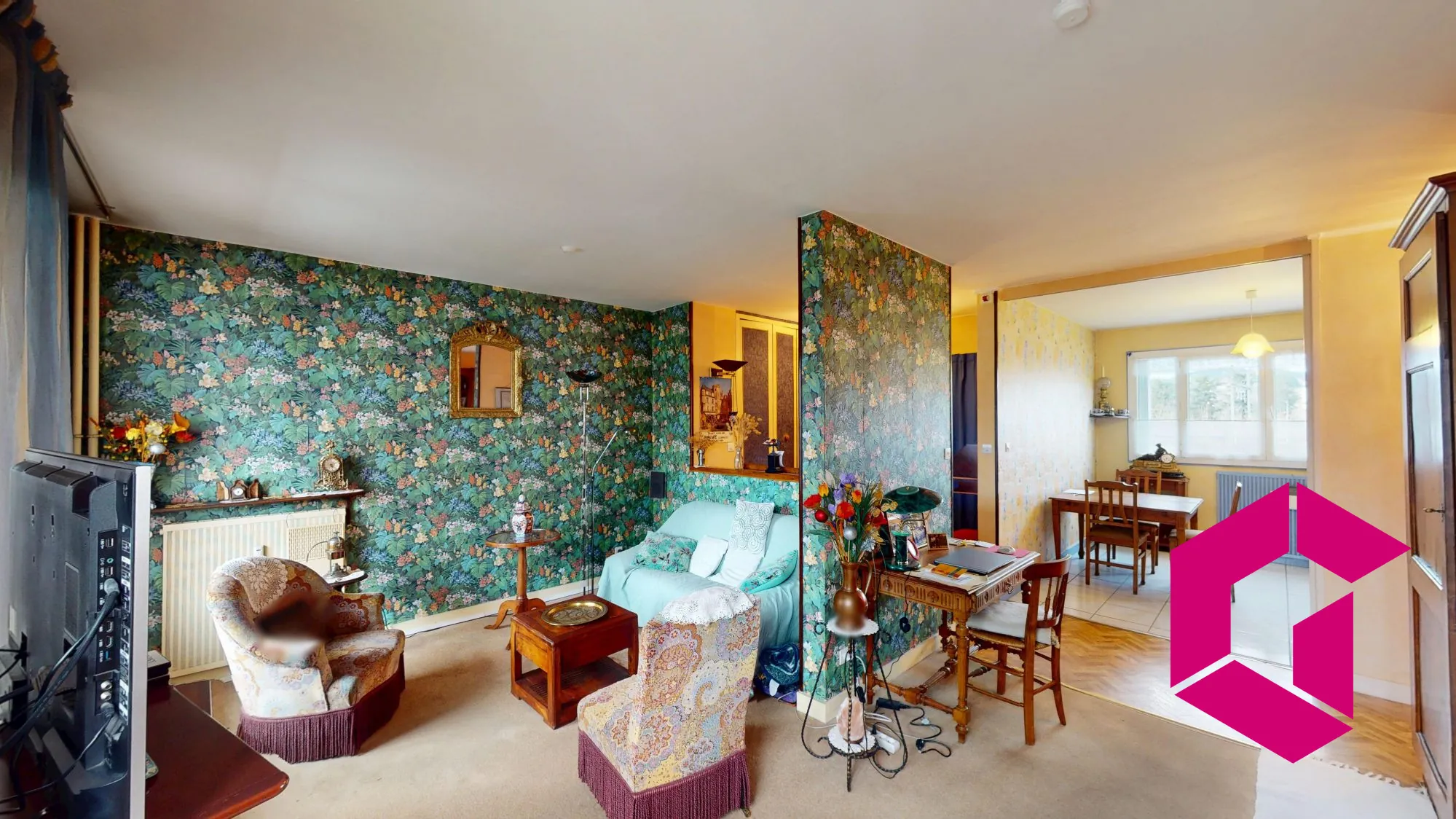 Appartement T4/5 à vendre à Firminy, 99,72 m² avec terrasse dans résidence calme 