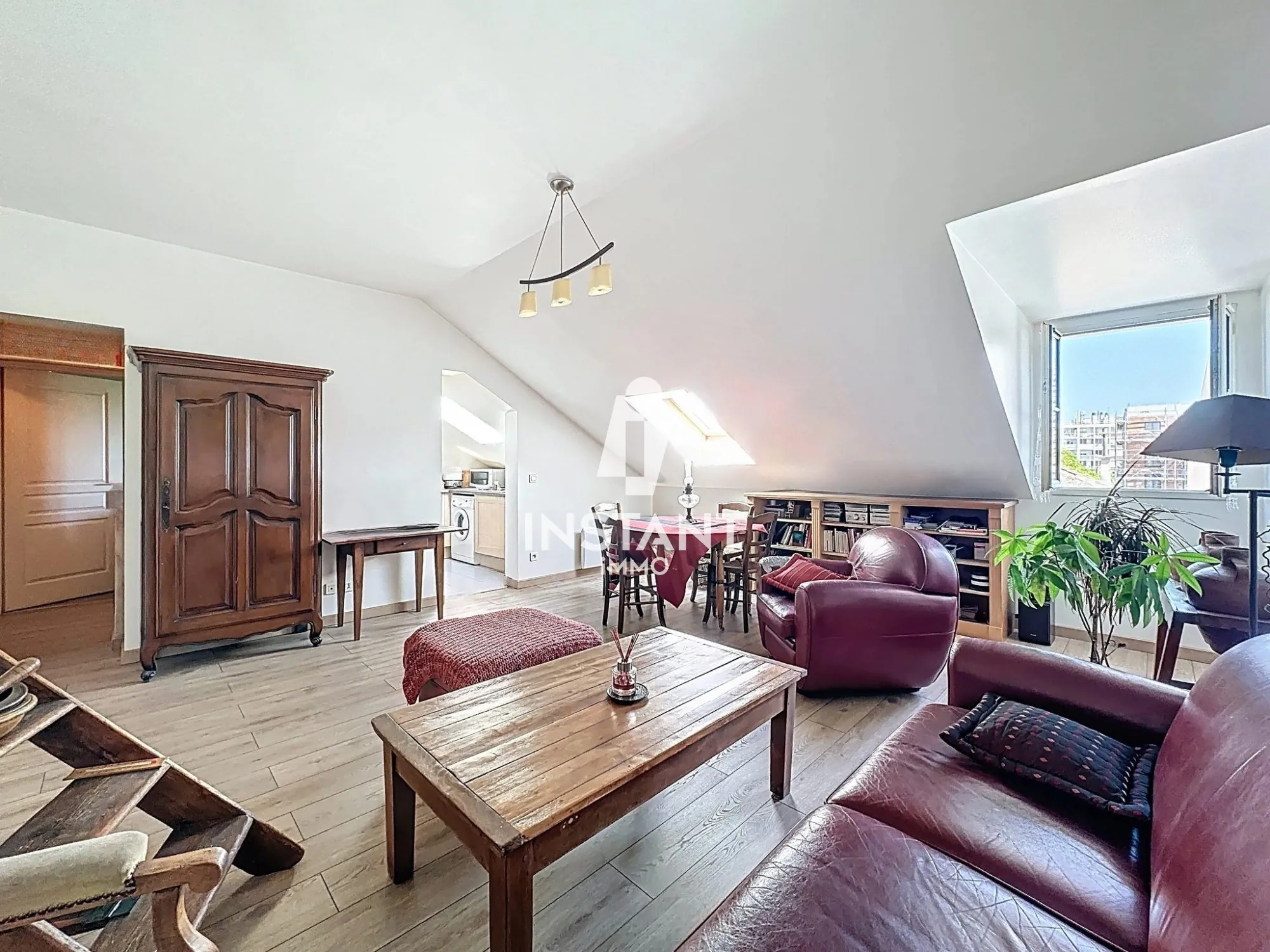 Appartement 2 pièces lumineux de 55 m² à Bonneuil-sur-Marne, secteur Mairie