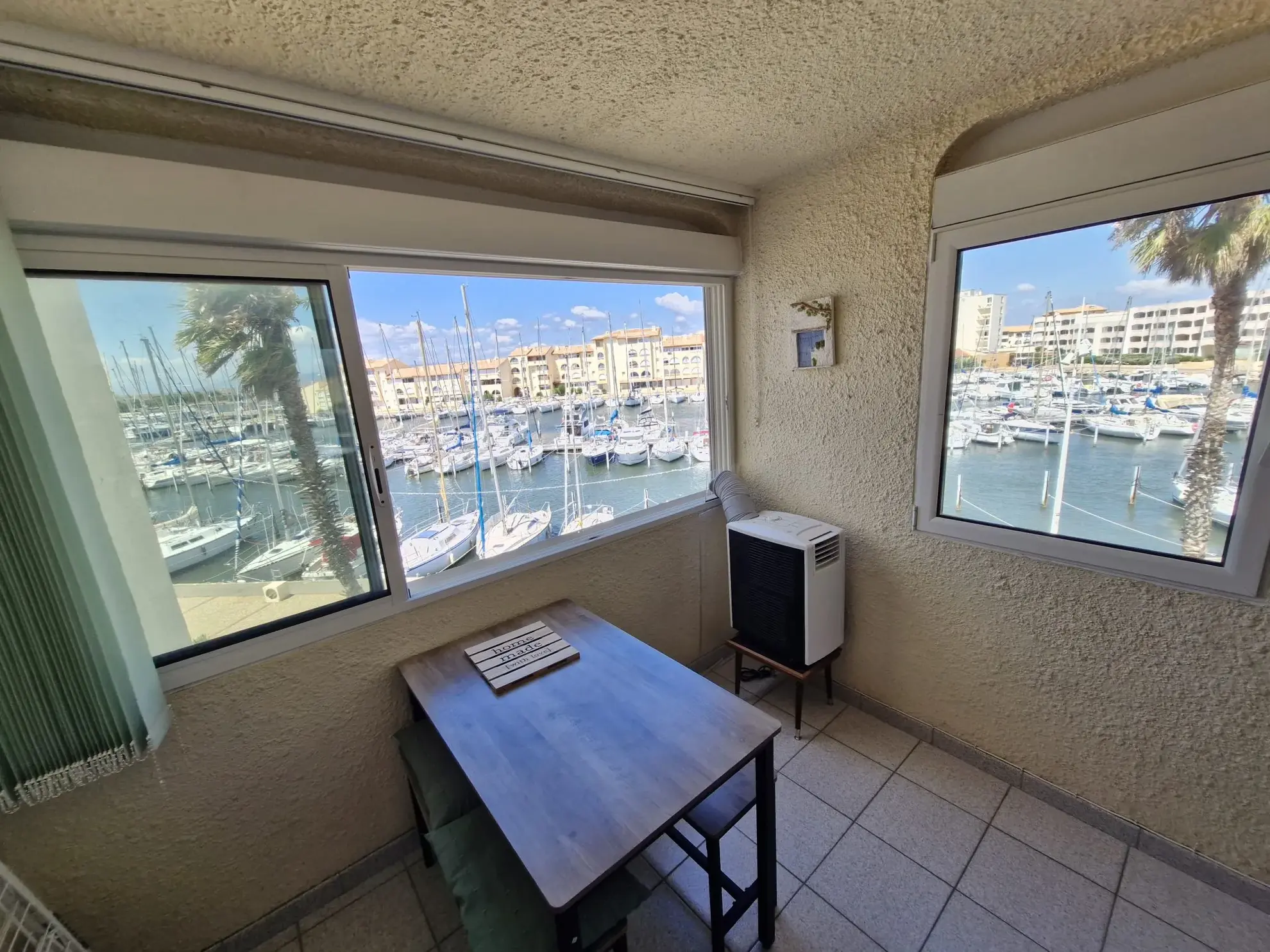 Vente d'un appartement T2 cabine avec vue port à Port Leucate à 89 000 € 