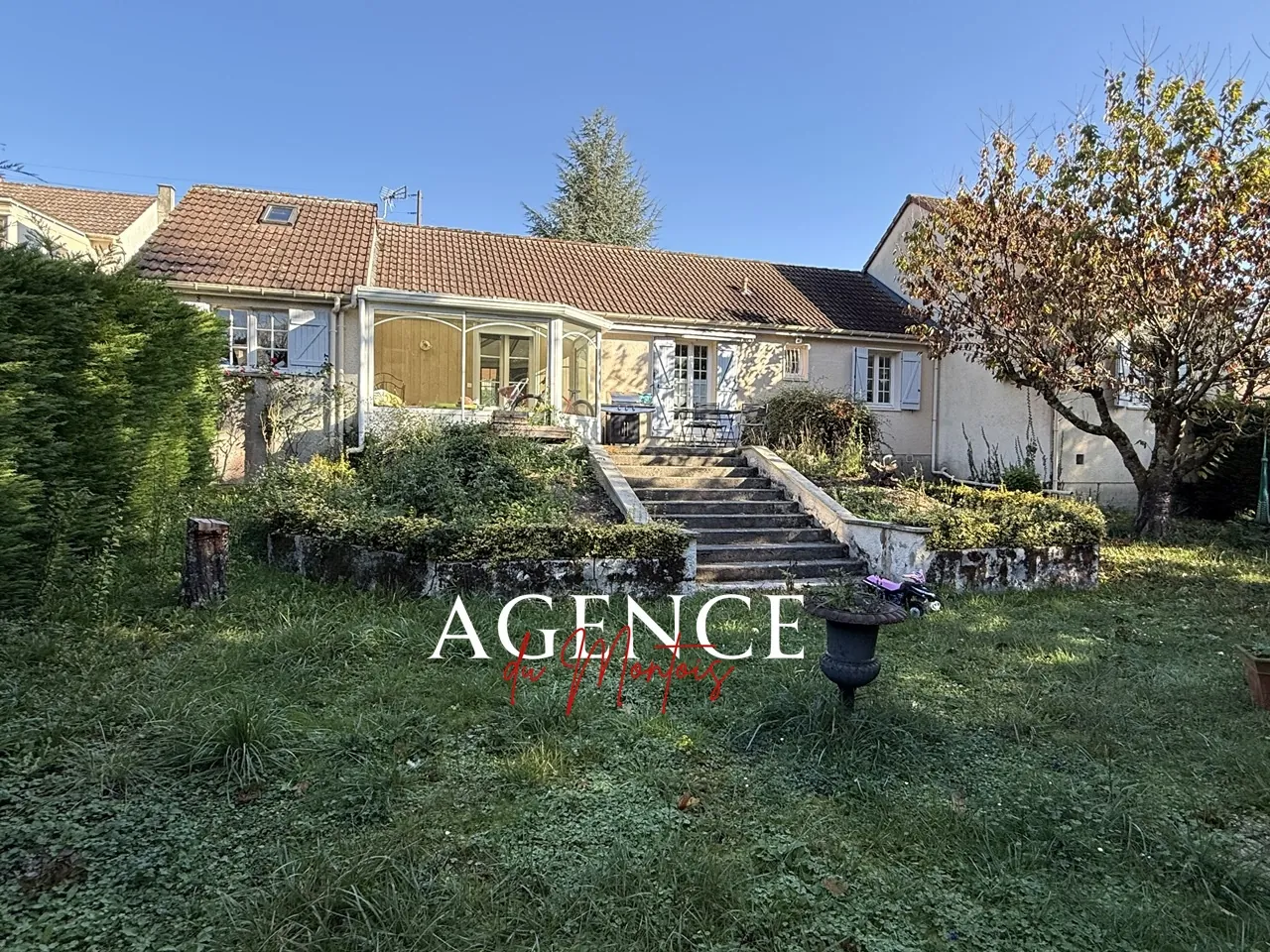 Belle maison familiale avec jardin à Donnemarie-Dontilly en Seine-et-Marne 