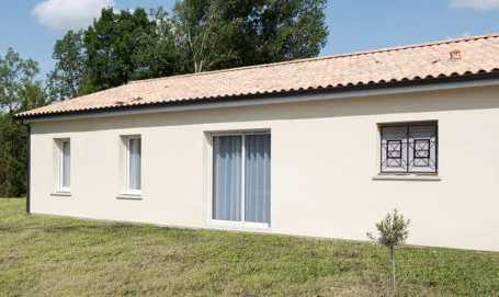 Maison neuve 85 m² à Peaugres avec 4 chambres dans un cadre paisible