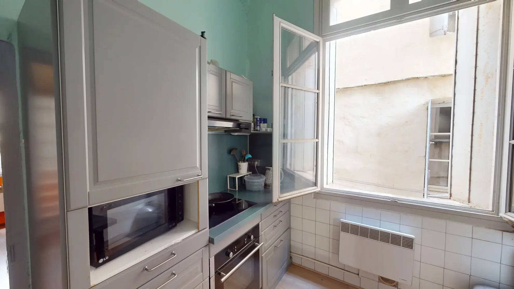 Bel appartement rénovable de 72 m² au cœur du centre historique de Montpellier 