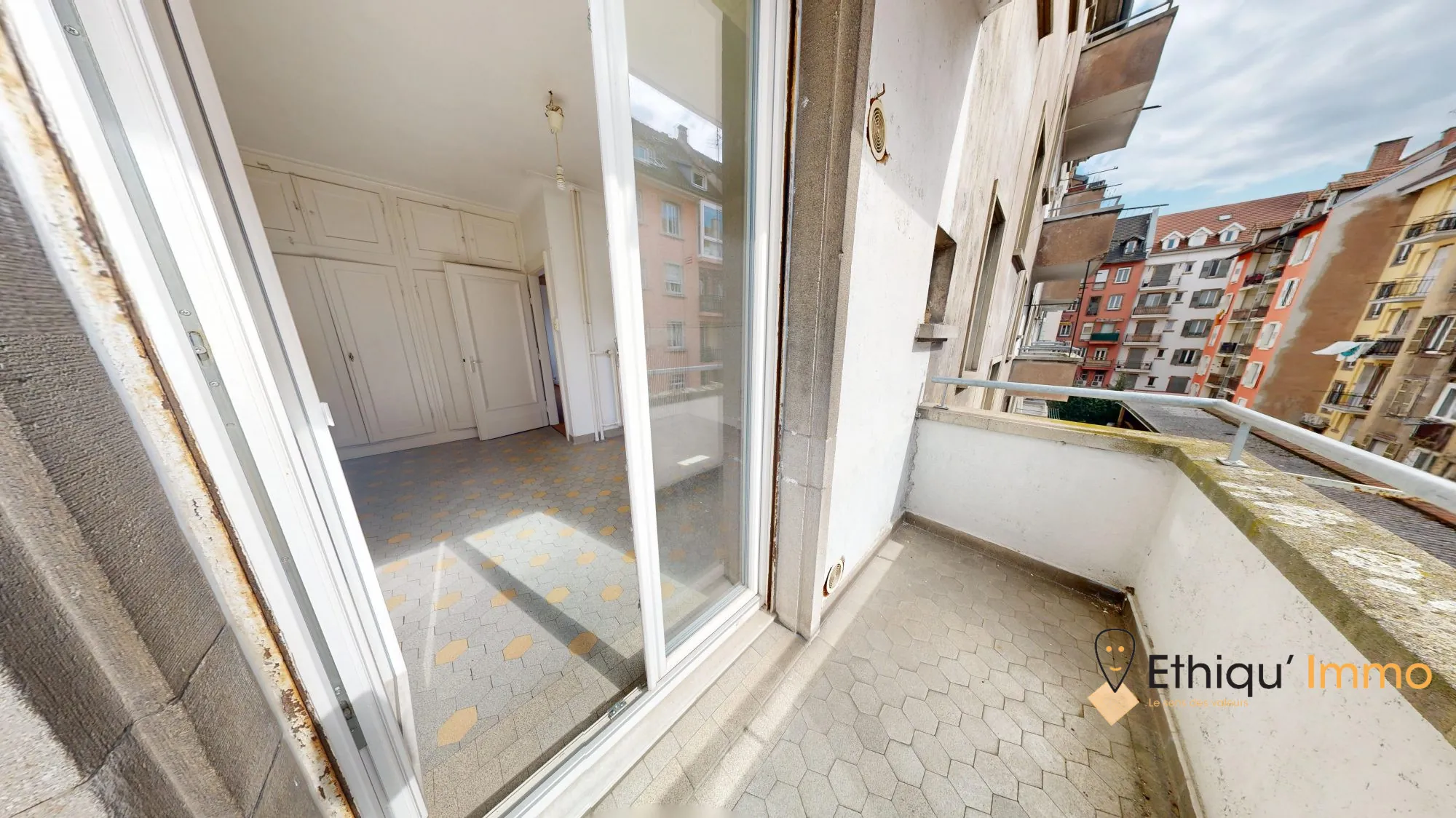 Appartement F2 avec Balcon à Strasbourg - Charme de l'ancien, prix attractif