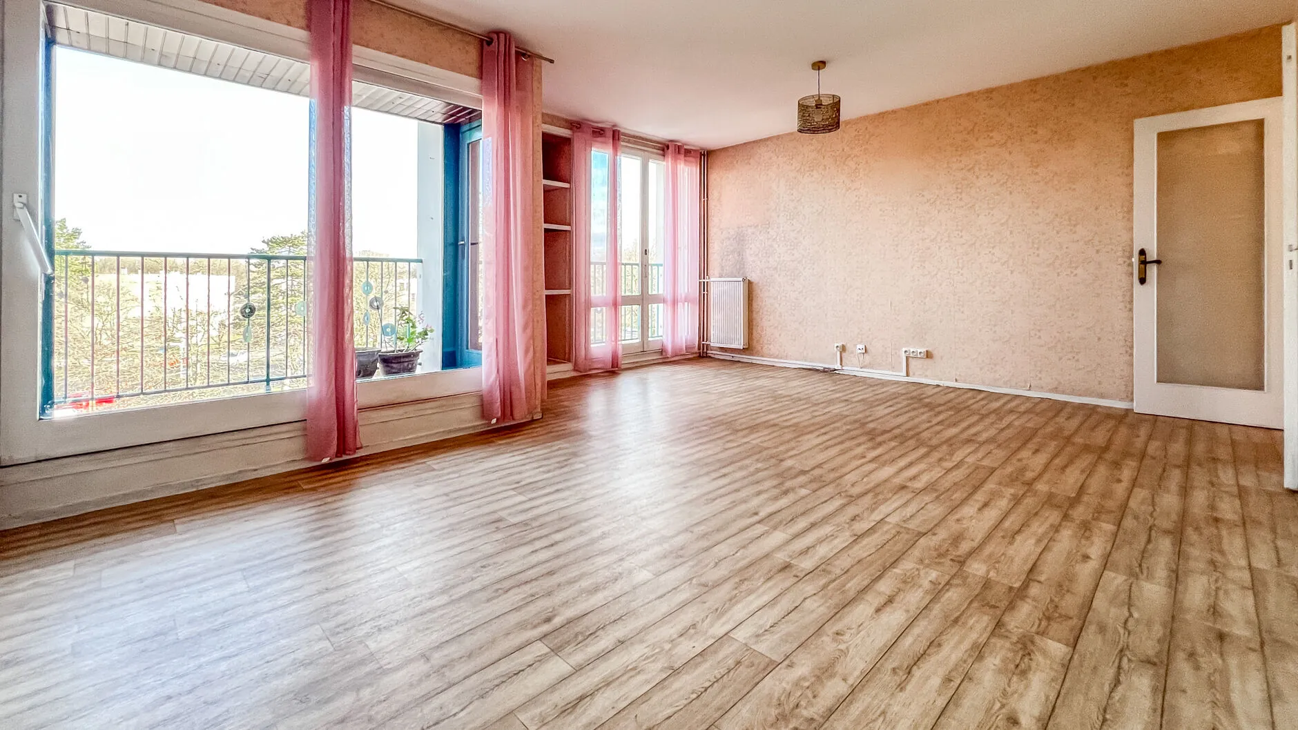 Appartement T3 lumineux de 72 m² avec terrasse à Bayonne Sainte-Croix