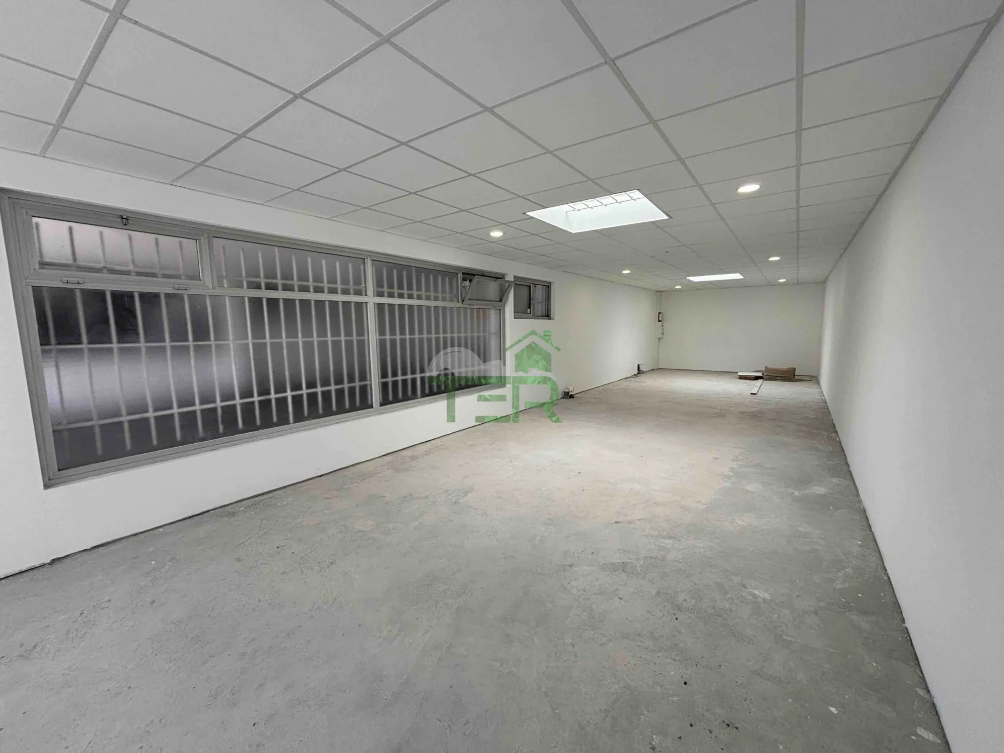 Local polyvalent de 82 m² à vendre à Montpellier, secteur Alco 