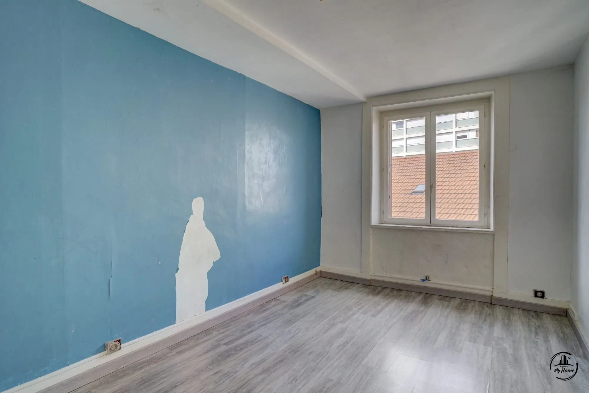 Duplex à rénover de 126 m² avec potentiel à Saint-Étienne, quartier Crêt de Roch 