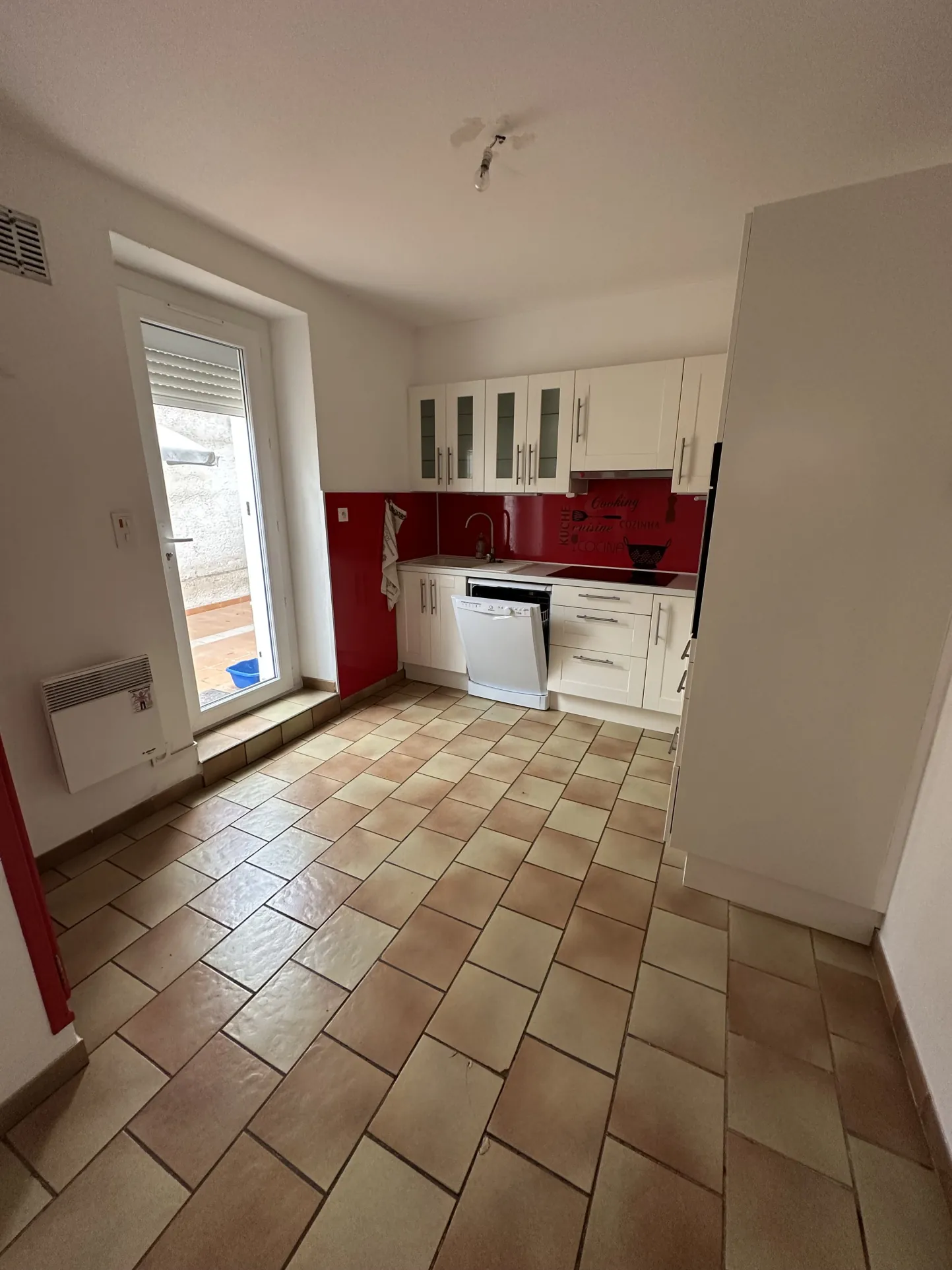 Appartement T4 avec extérieur privé et annexe à La Seyne-sur-Mer - Calme et confort