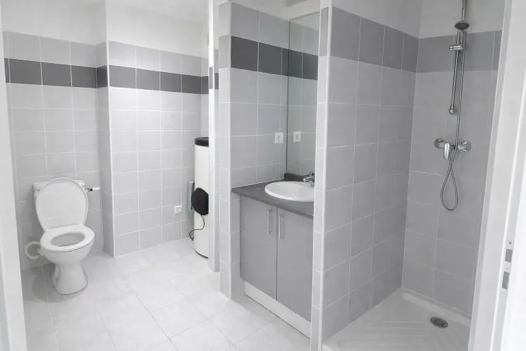 Appartement T2 avec terrasse et parking à Narbonne, Vue sur l'étang de Bages 