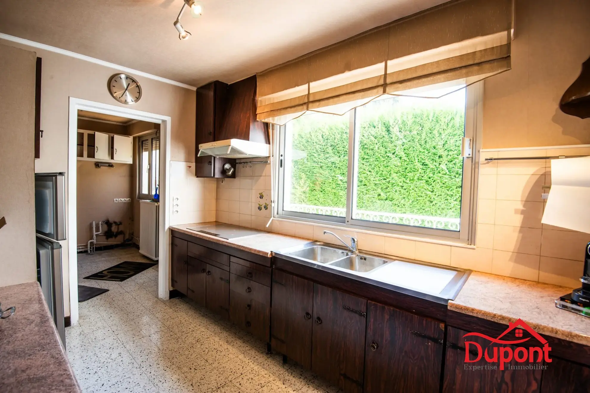 Maison semi-bourgeoise avec 5 chambres, garage et jardin à Denain 
