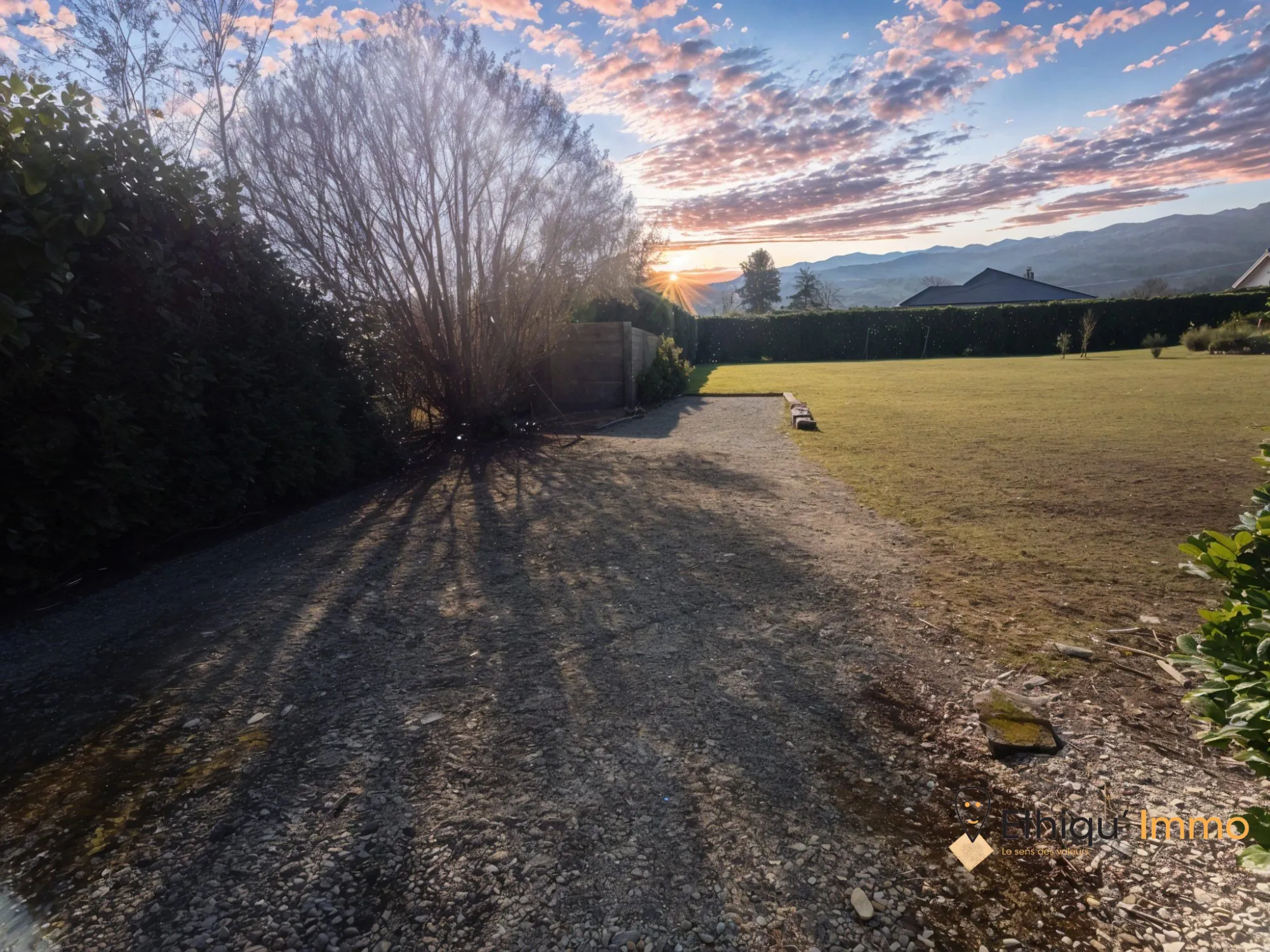 Terrain constructible de 950 m² à proximité de Bar-sur-Aube